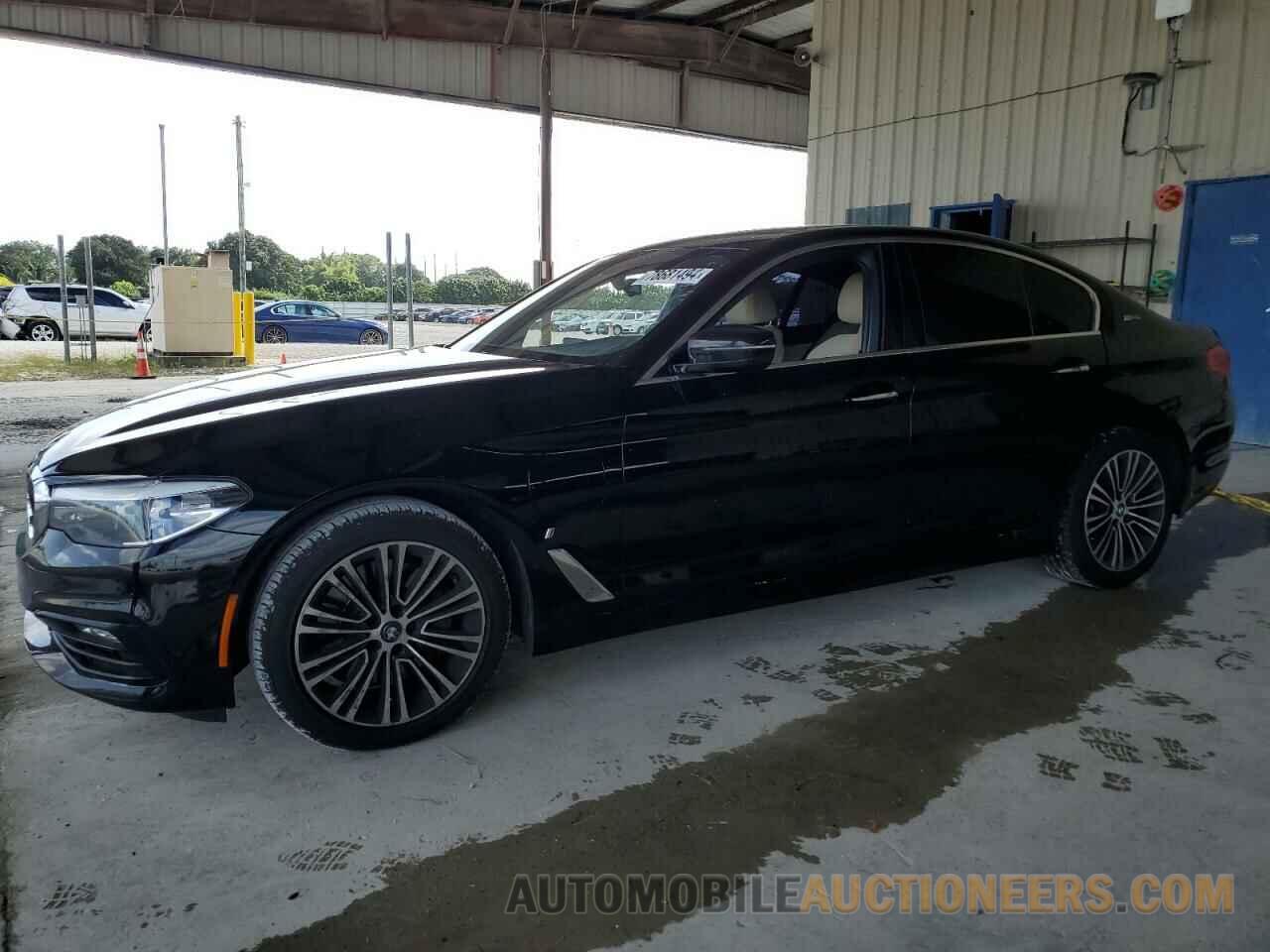 WBAJA9C58JB034171 BMW 5 SERIES 2018