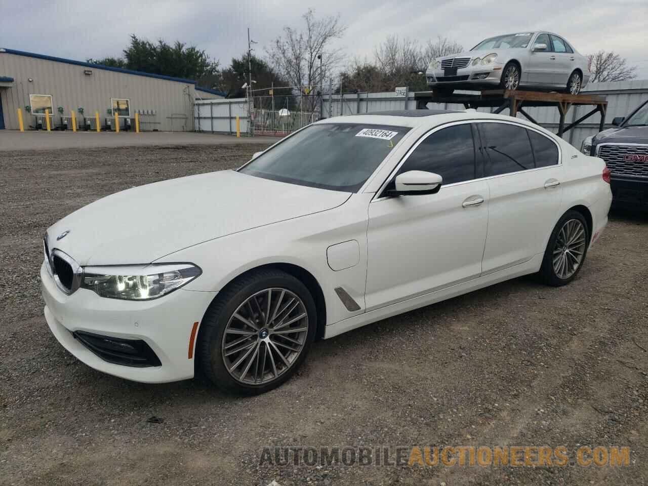 WBAJA9C58JB251140 BMW 5 SERIES 2018