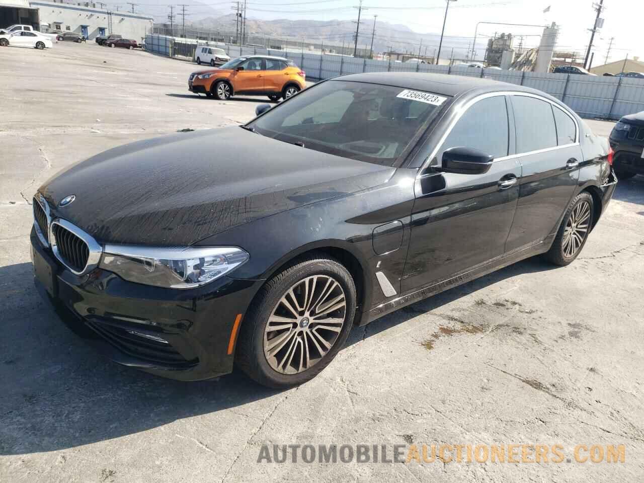 WBAJA9C58JB251381 BMW 5 SERIES 2018