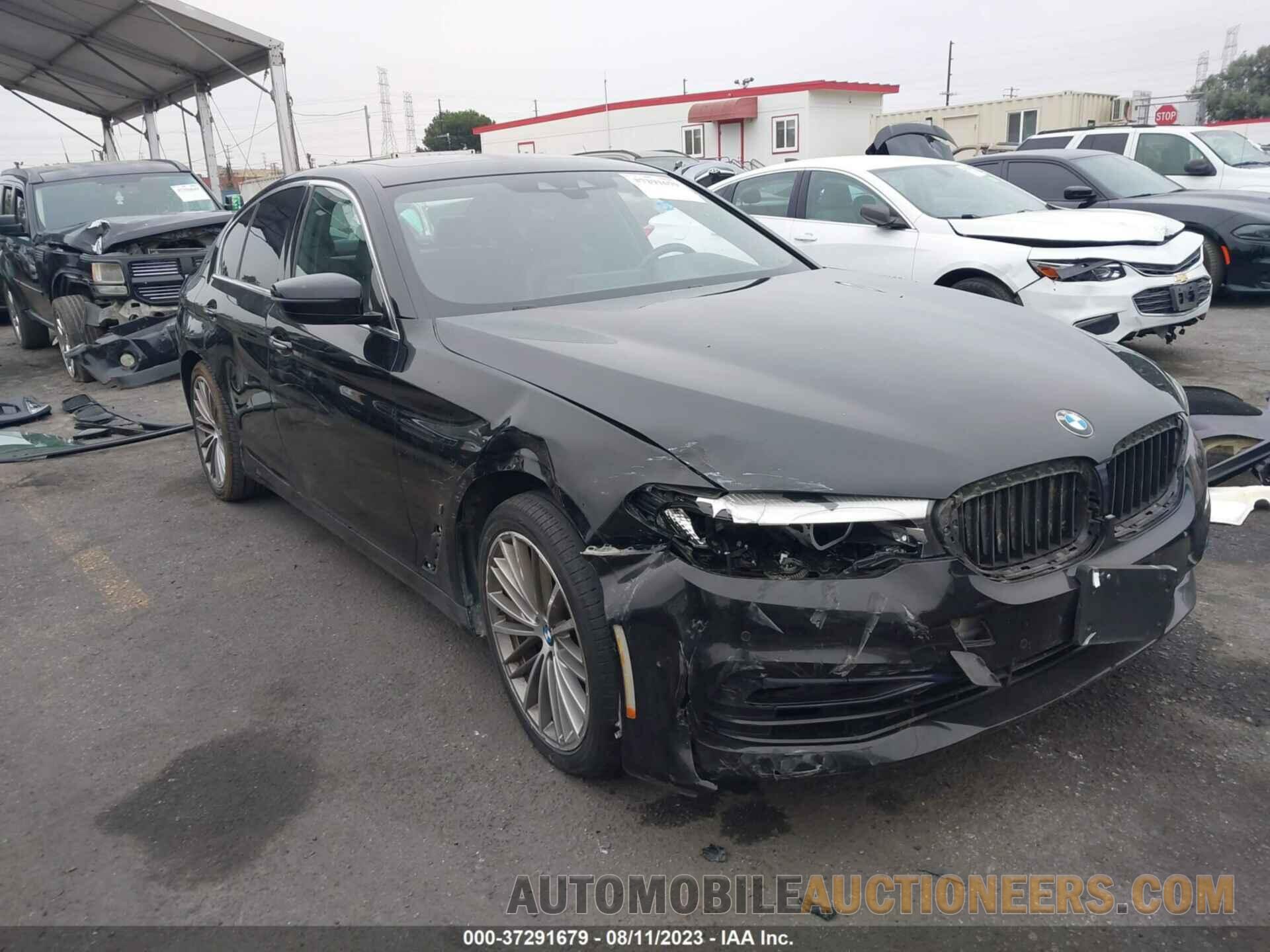 WBAJA9C58JB251882 BMW 5 SERIES 2018