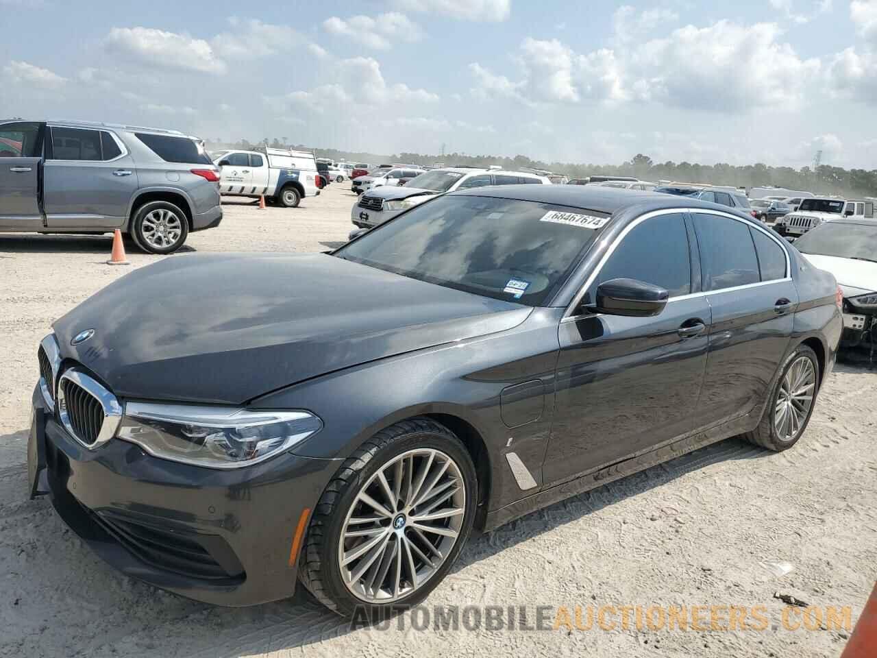 WBAJA9C58KB392730 BMW 5 SERIES 2019