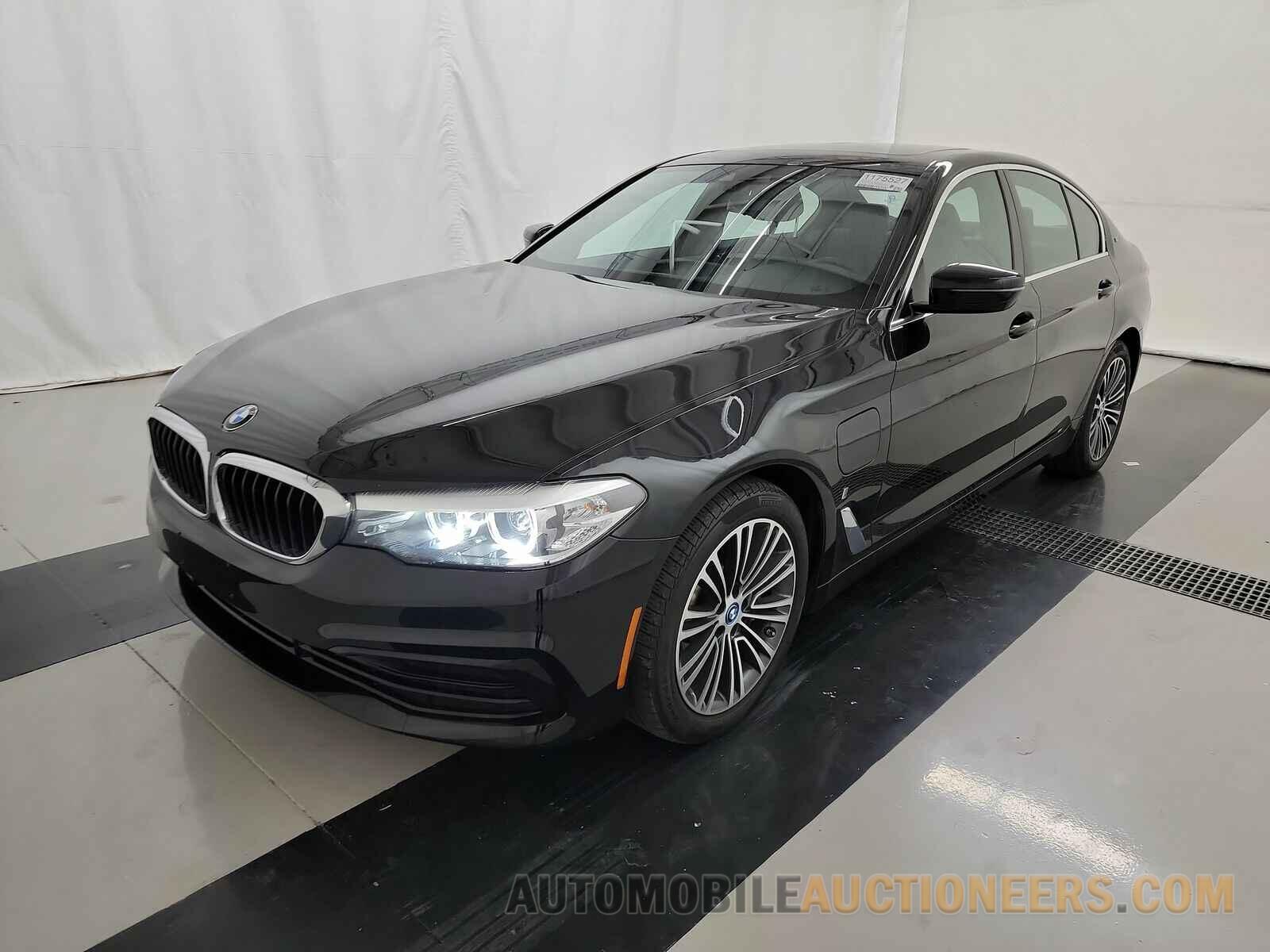 WBAJA9C58KB392842 BMW 5 Series 2019