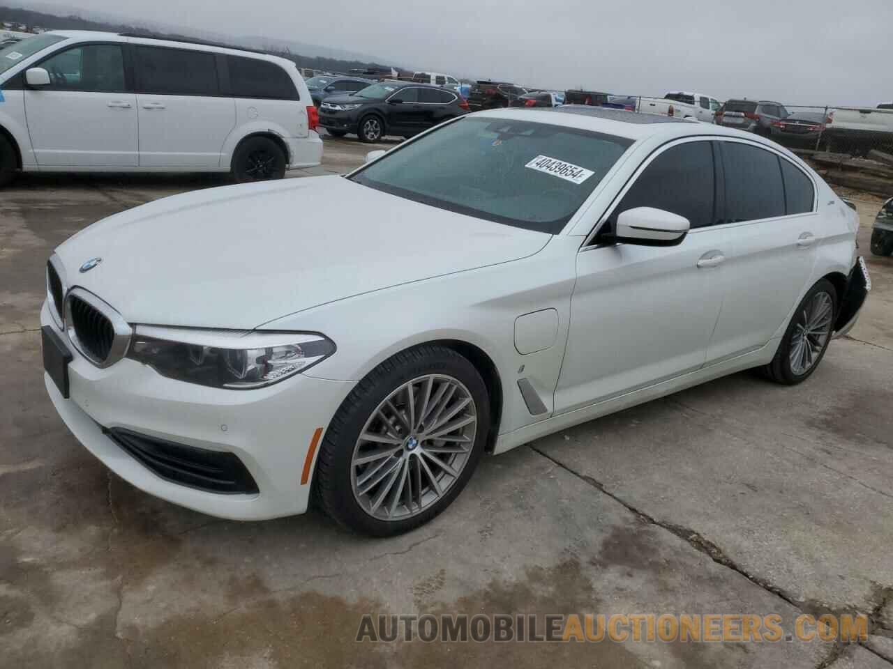 WBAJA9C58KB393988 BMW 5 SERIES 2019