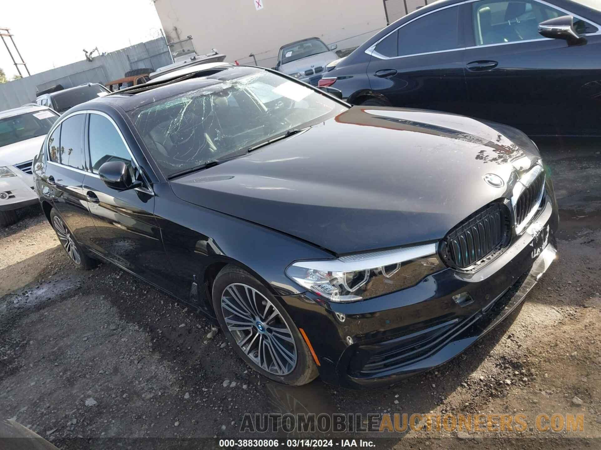 WBAJA9C58KB399418 BMW 530E 2019