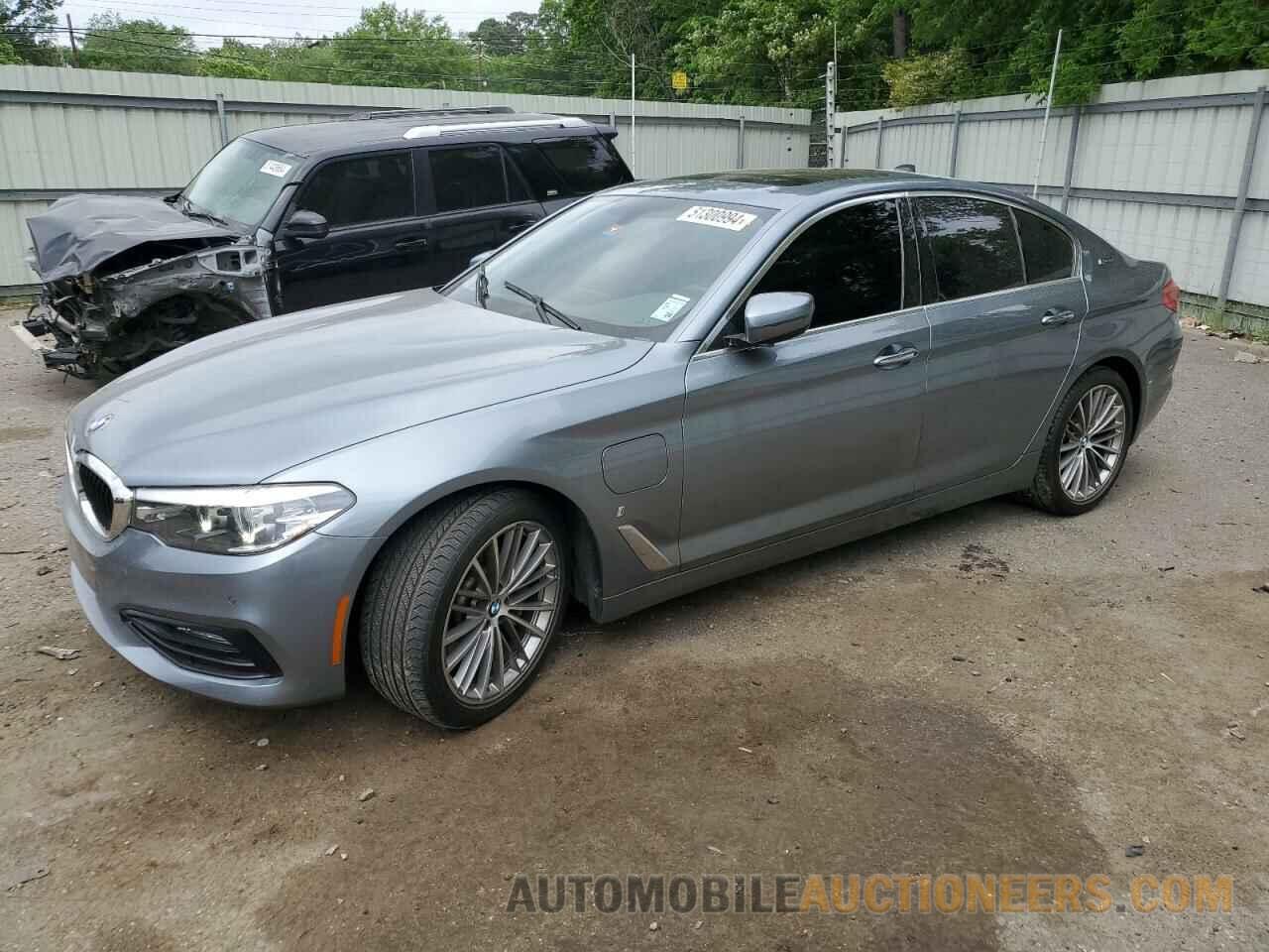 WBAJA9C59JB034552 BMW 5 SERIES 2018