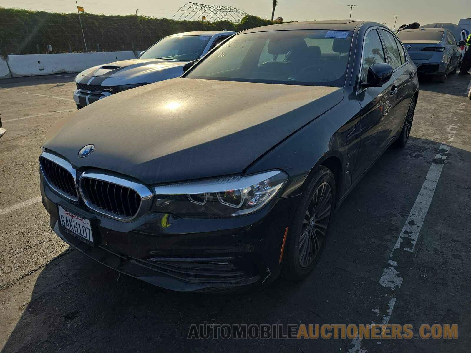 WBAJA9C59JG622955 BMW 5 Series 2018