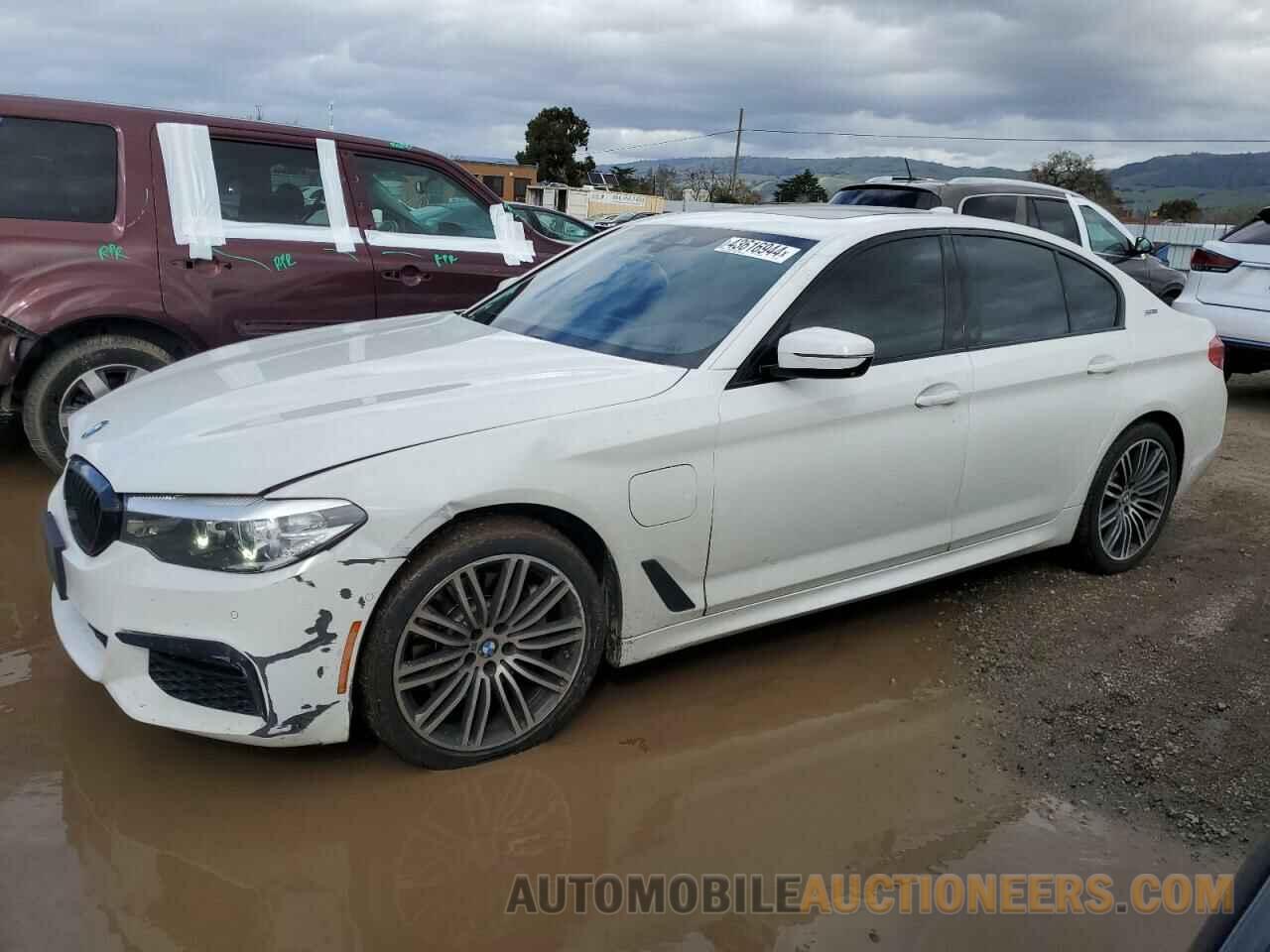 WBAJA9C59KB393157 BMW 5 SERIES 2019