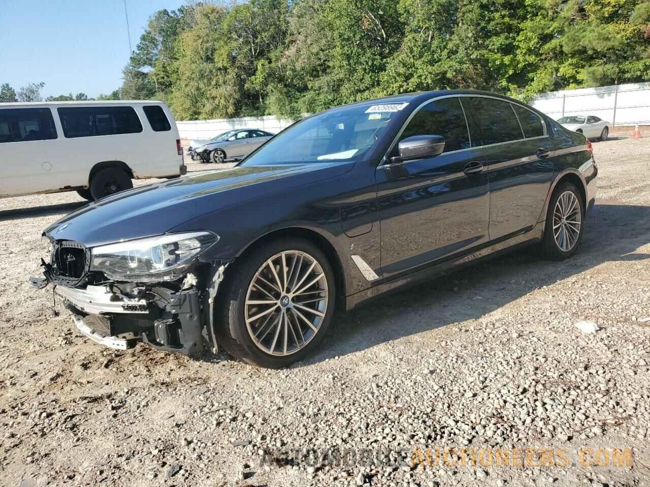 WBAJA9C5XKB253635 BMW 5 SERIES 2019