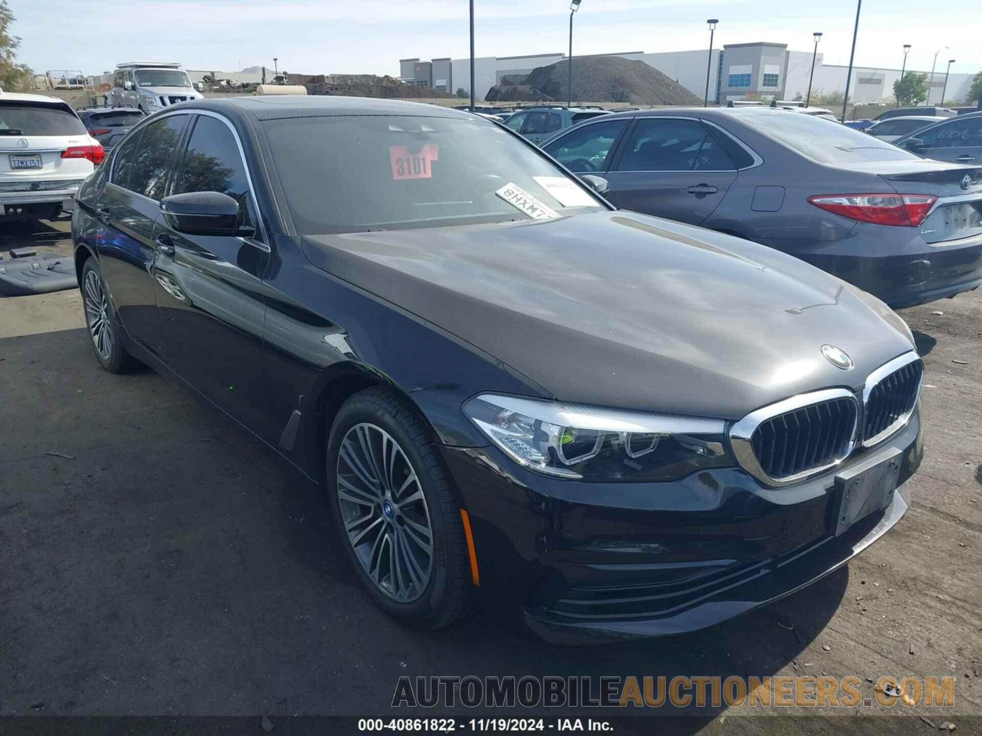 WBAJA9C5XKB389649 BMW 530E 2019