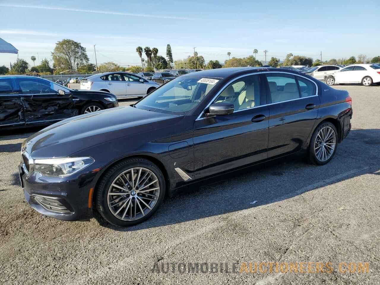 WBAJA9C5XKB393166 BMW 5 SERIES 2019