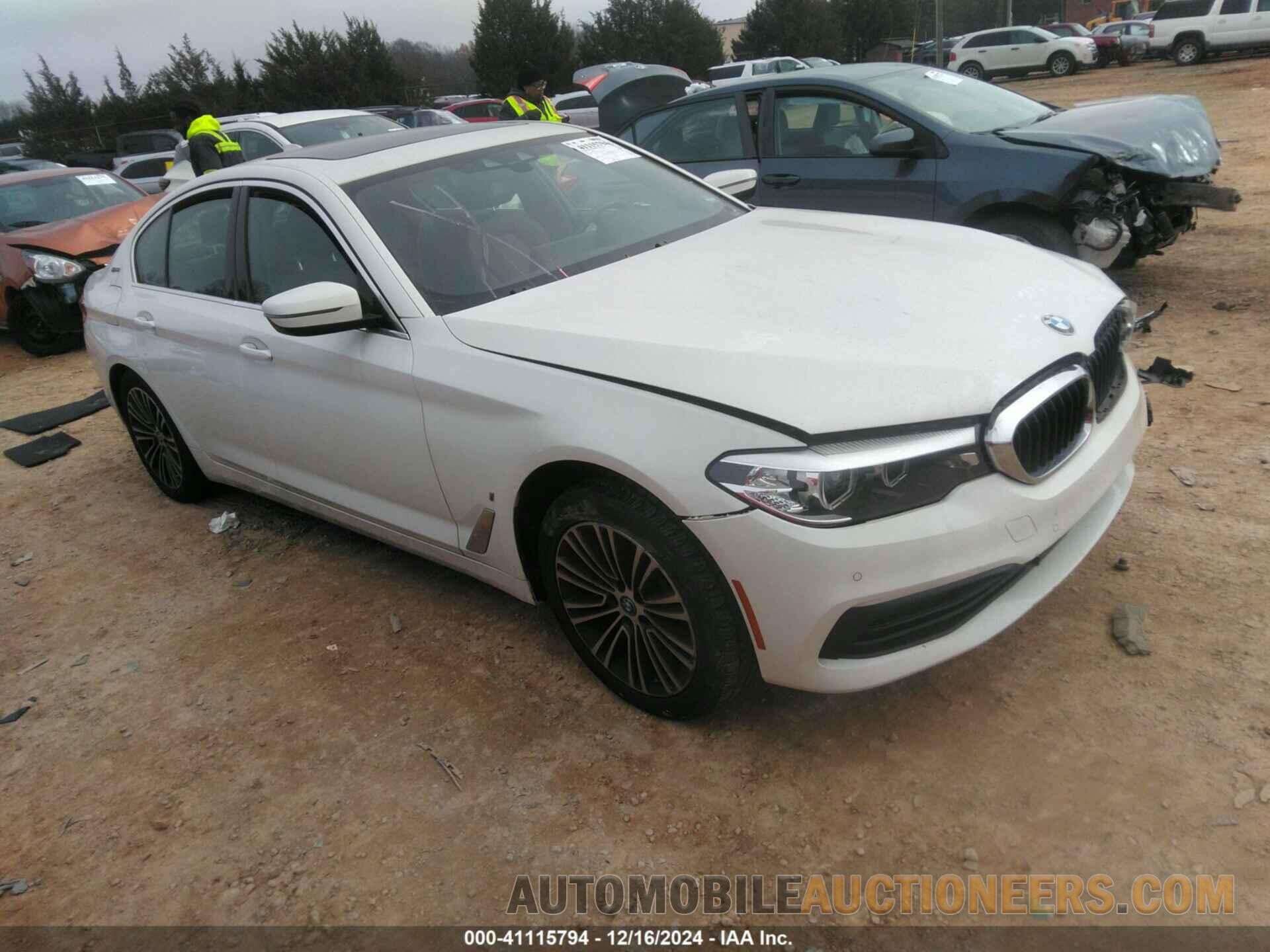 WBAJB1C50KB377041 BMW 530E 2019