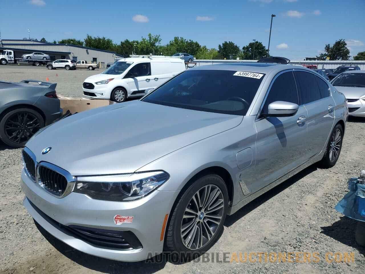 WBAJB1C51JB085073 BMW 5 SERIES 2018