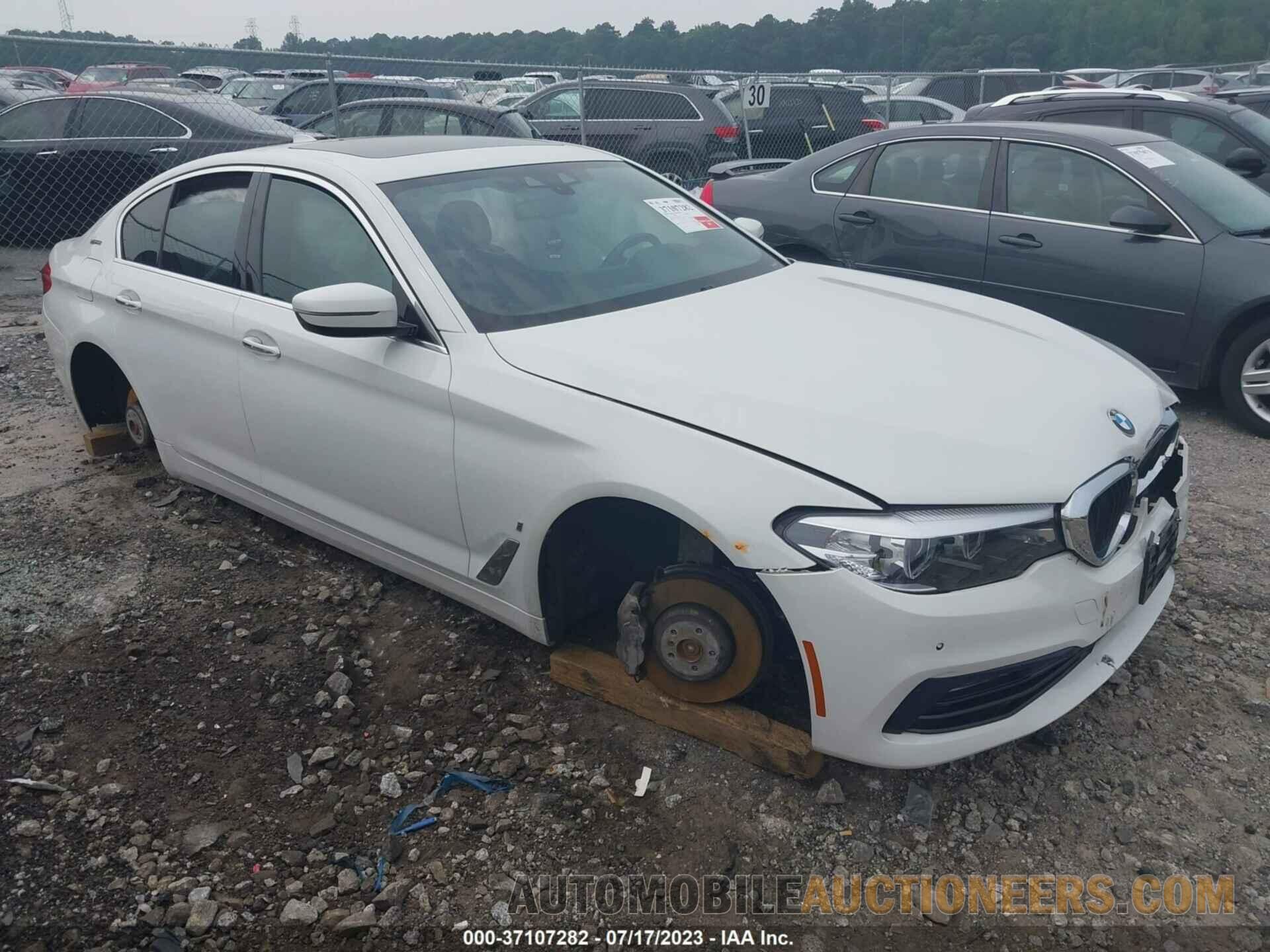 WBAJB1C51JB374387 BMW 5 SERIES 2018