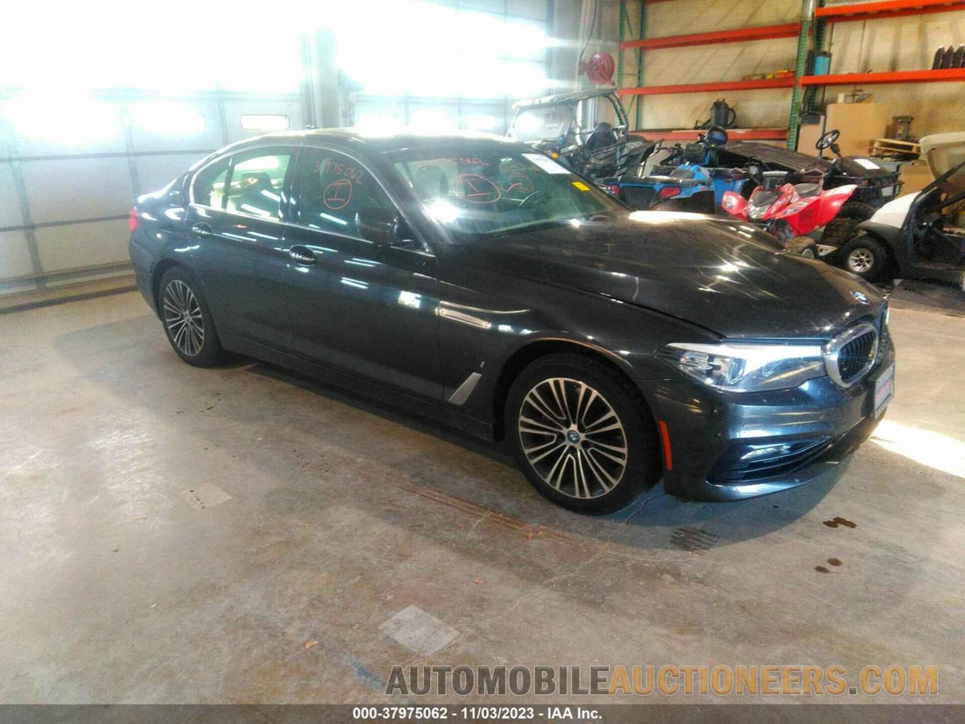 WBAJB1C51JB375068 BMW 530E 2018