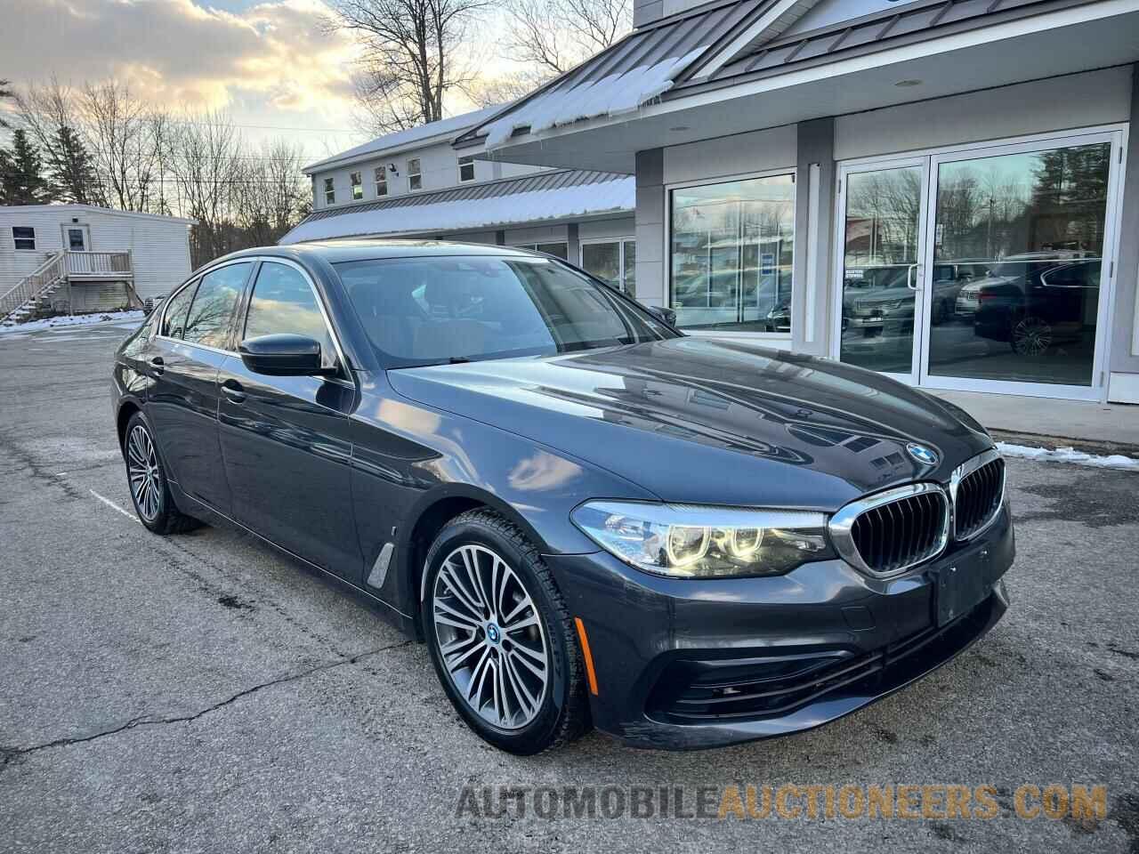 WBAJB1C51KB375492 BMW 5 SERIES 2019