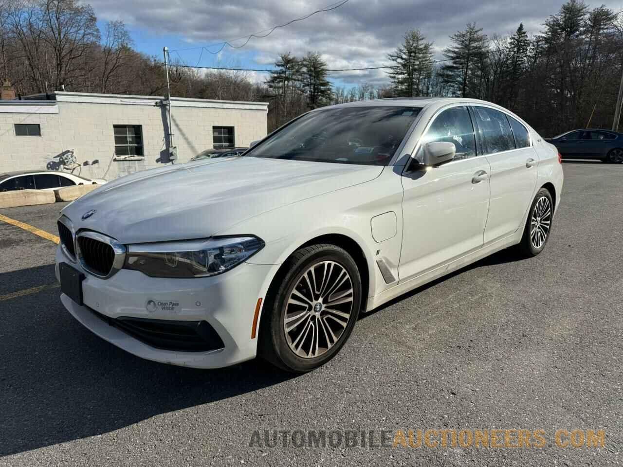 WBAJB1C52KB375629 BMW 5 SERIES 2019