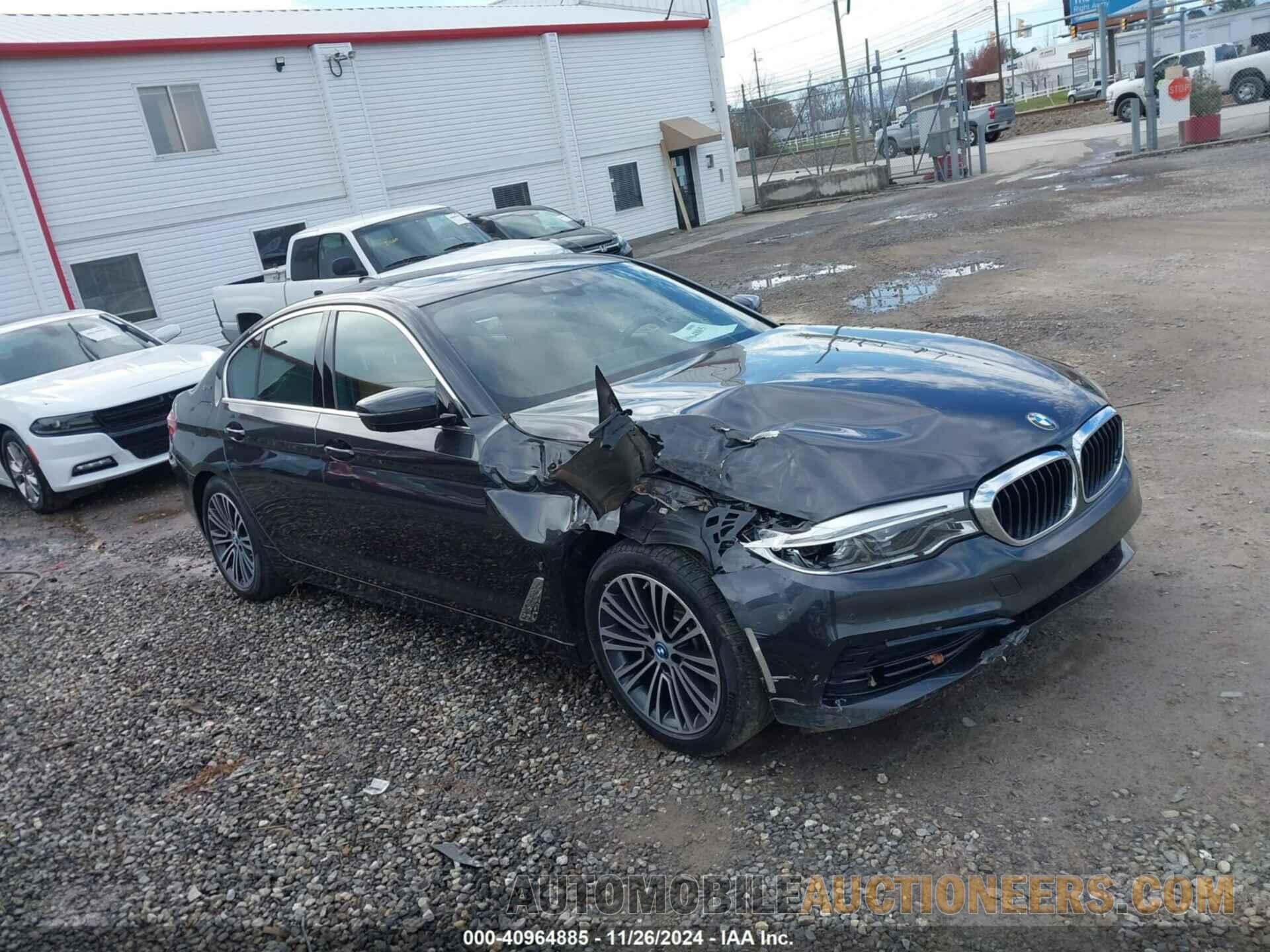 WBAJB1C52KB376778 BMW 530E 2019