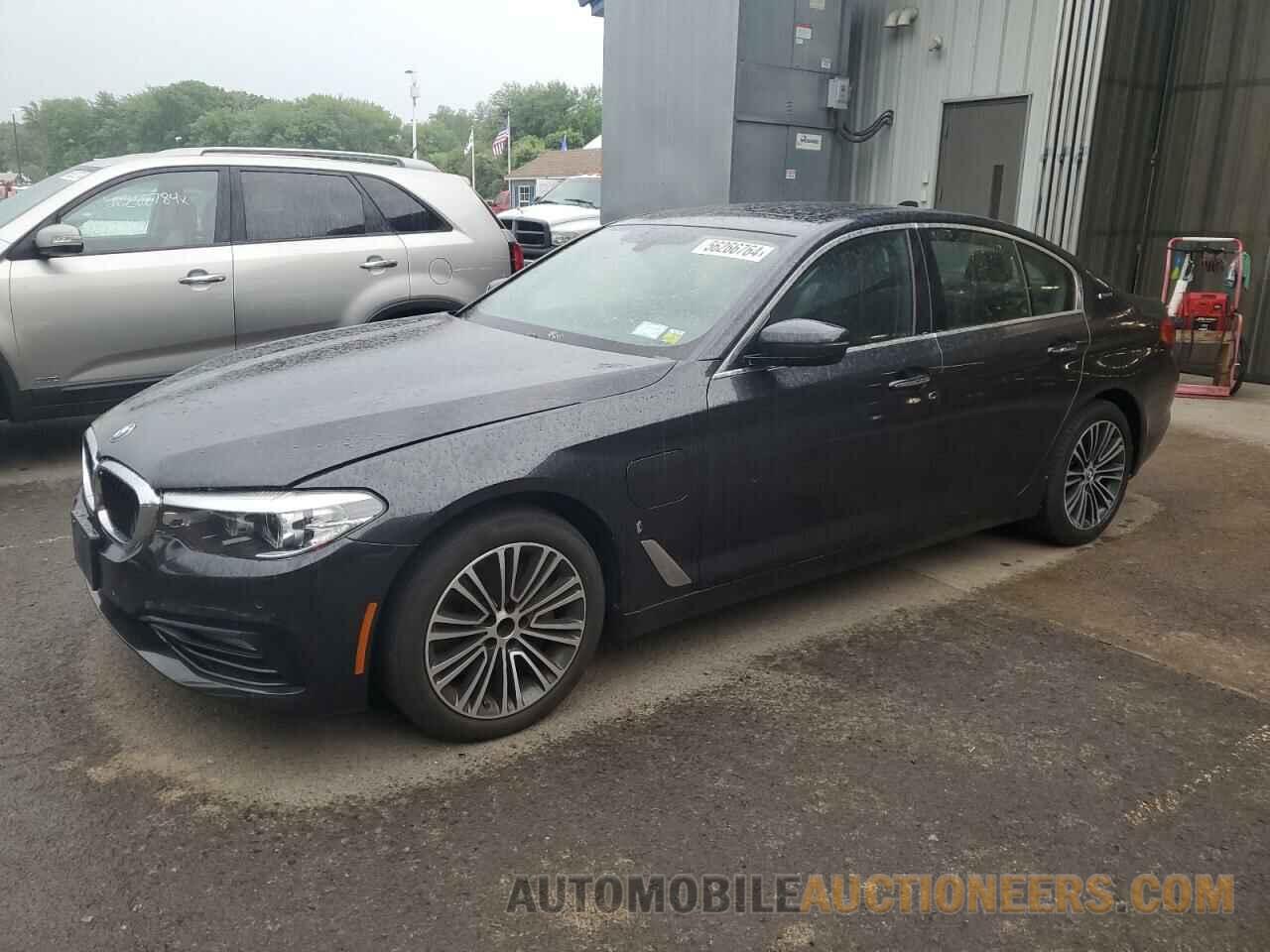 WBAJB1C53JB085365 BMW 5 SERIES 2018