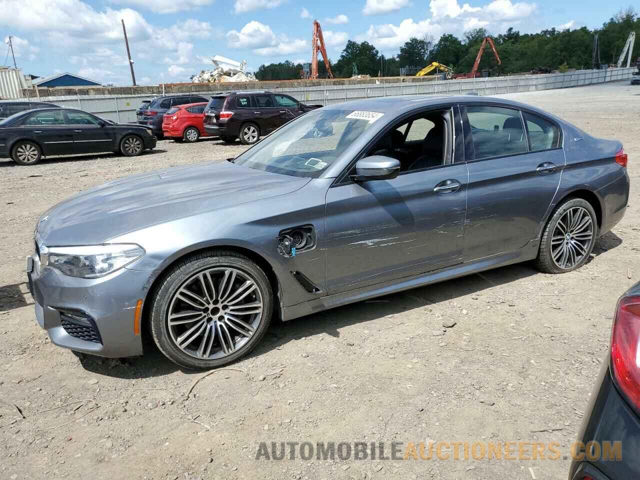 WBAJB1C57JB084607 BMW 5 SERIES 2018