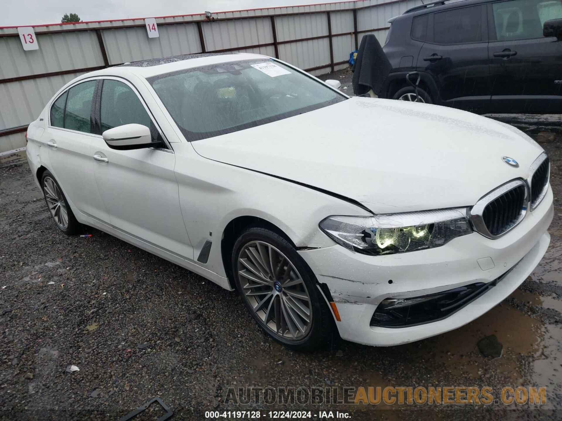 WBAJB1C57JB085658 BMW 530E 2018