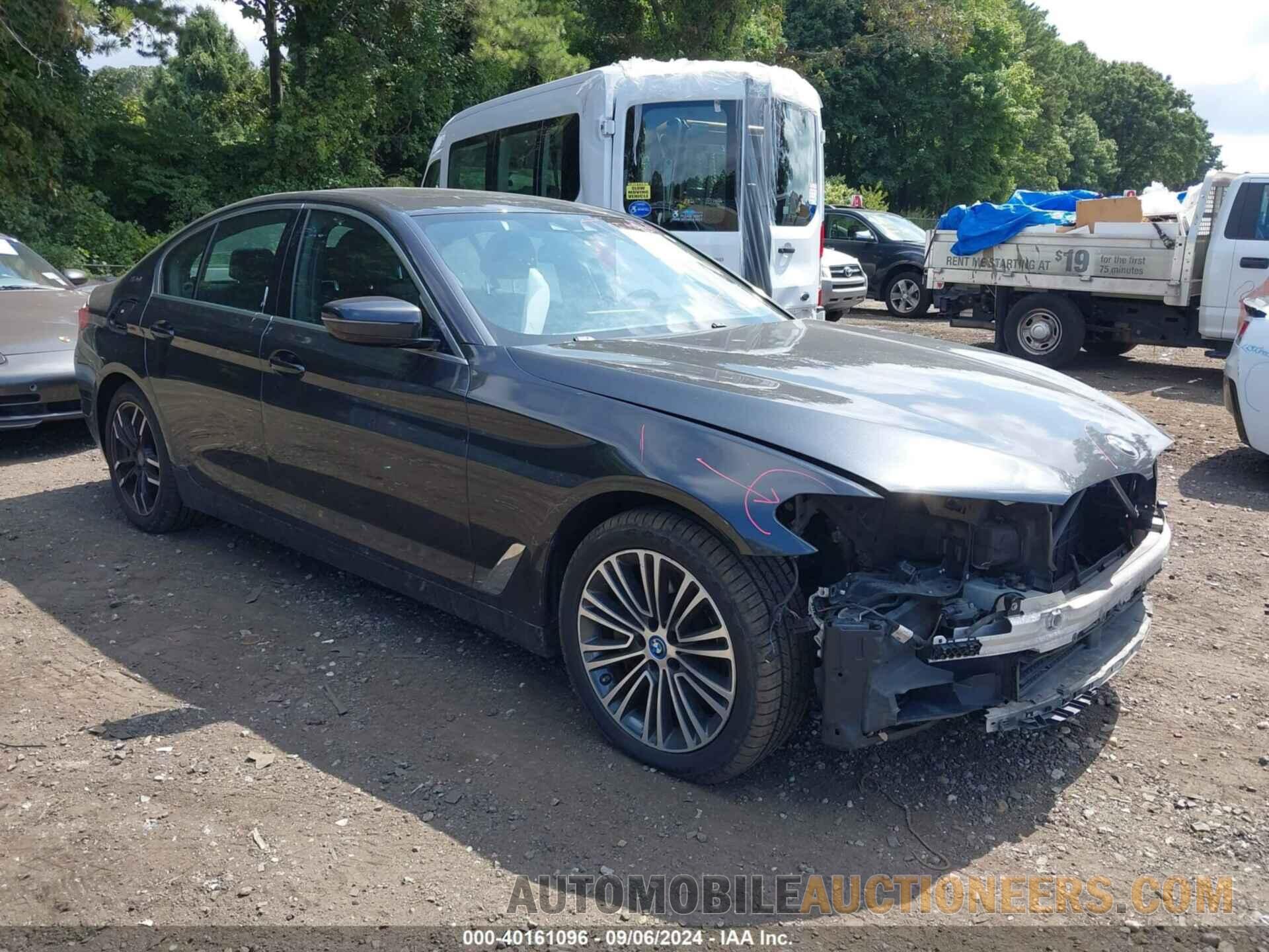 WBAJB1C57KB375500 BMW 530E 2019