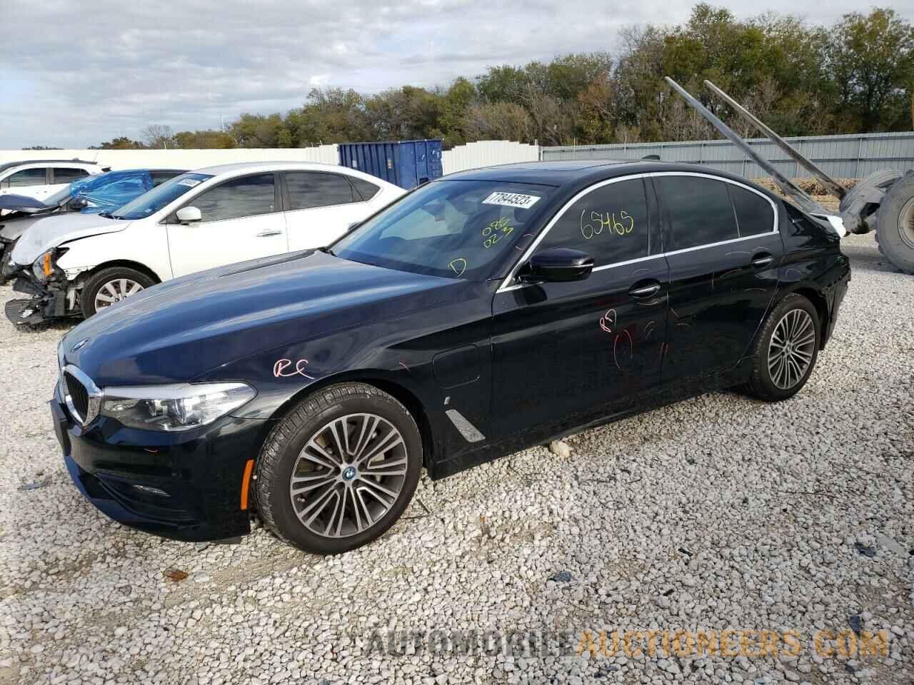 WBAJB1C58JB085023 BMW 5 SERIES 2018