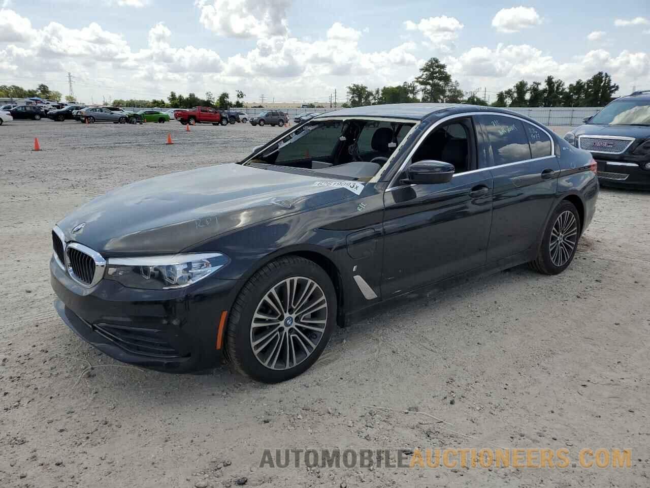 WBAJB1C58KB375778 BMW 5 SERIES 2019