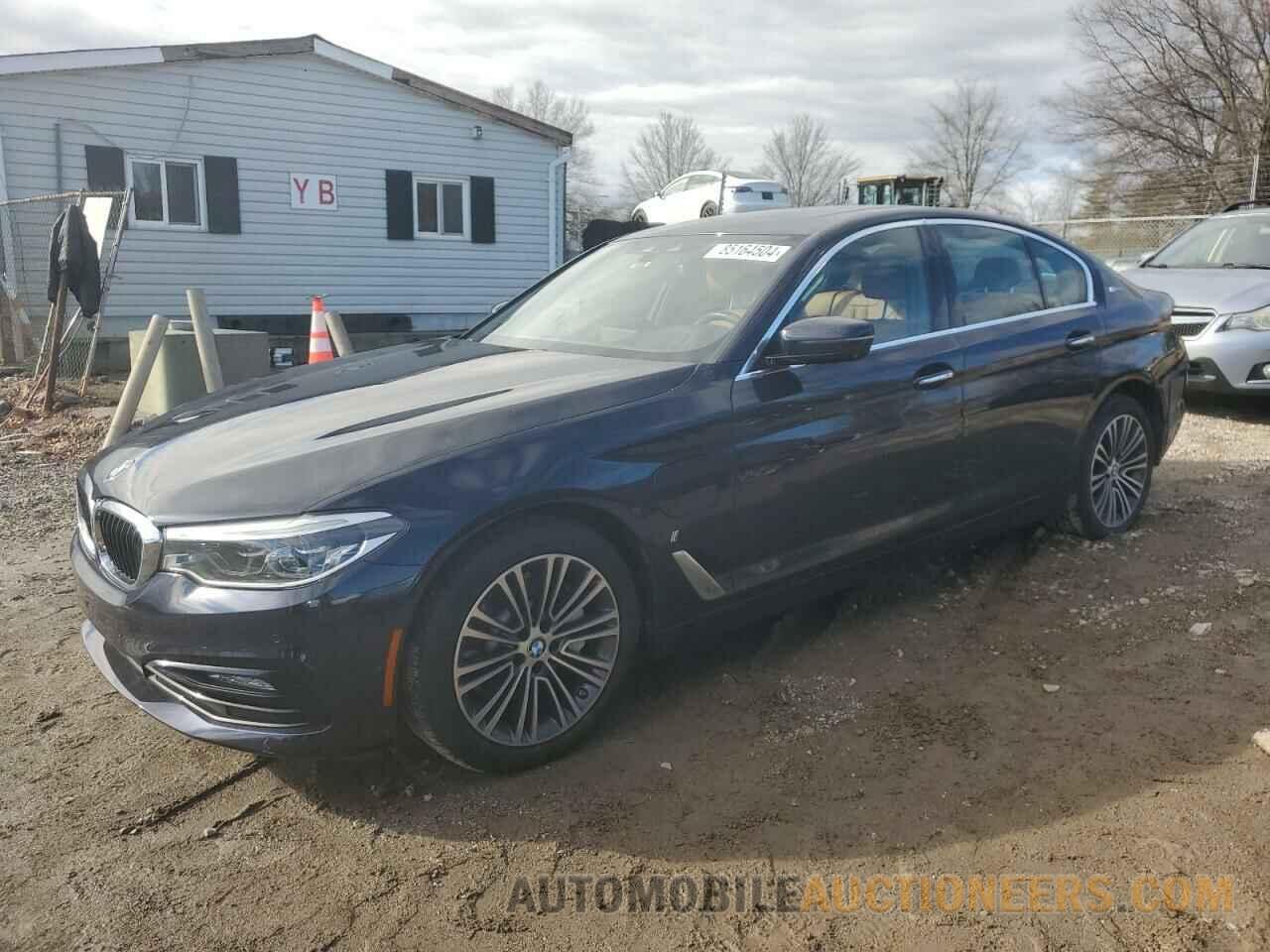 WBAJB1C59JB085578 BMW 5 SERIES 2018