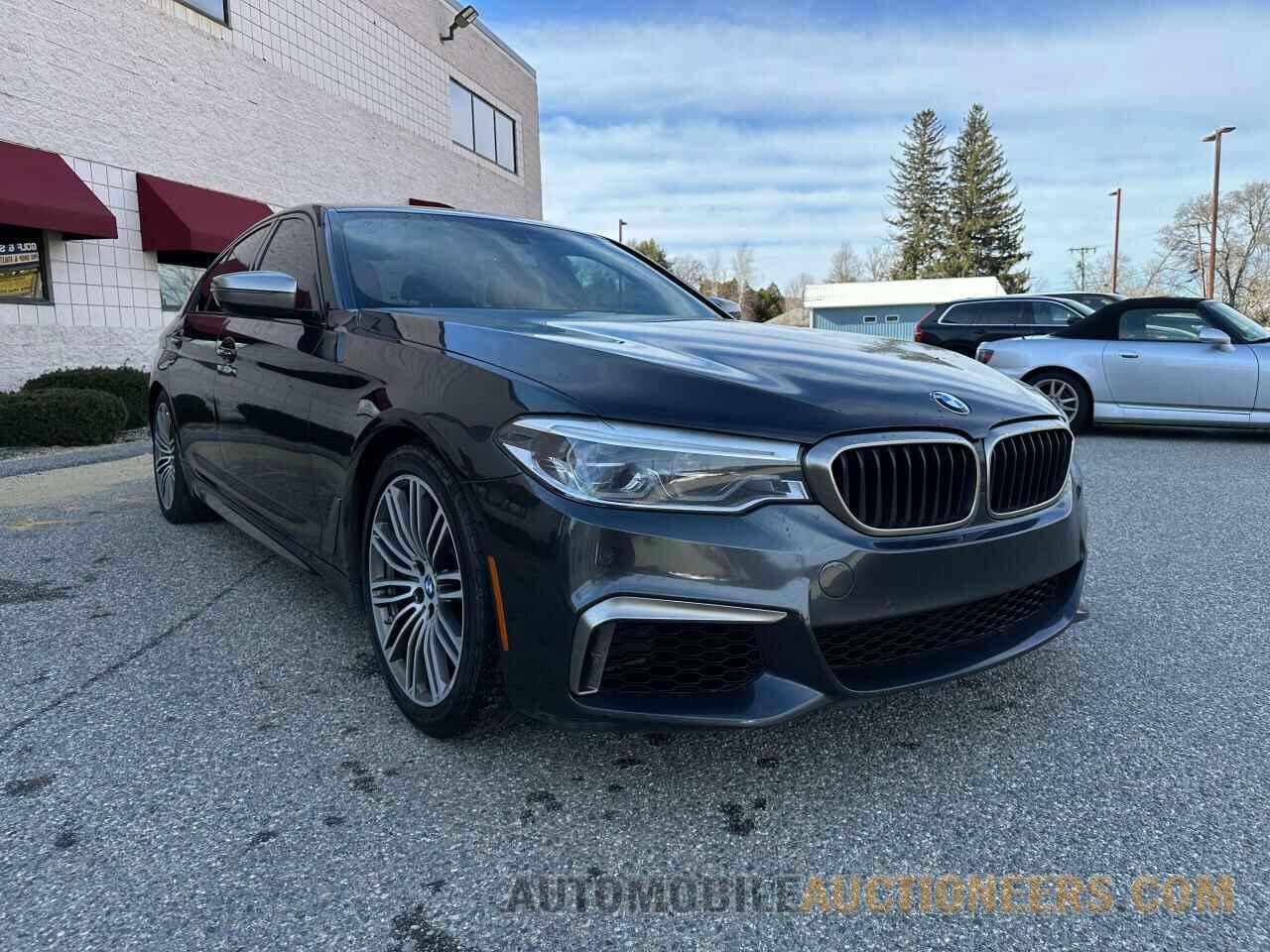 WBAJB9C53JB049688 BMW M5 2018