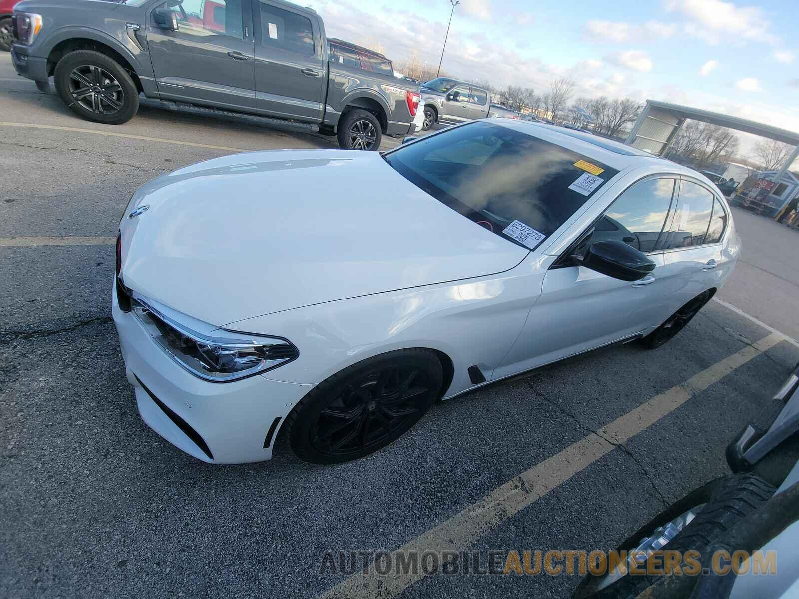 WBAJB9C53JG464206 BMW 5 Series 2018