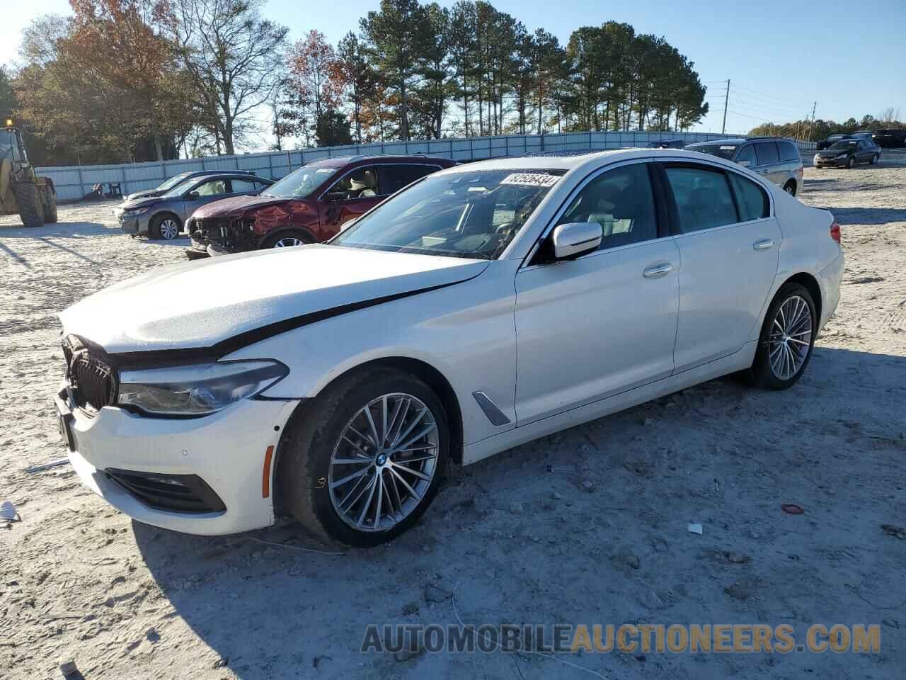 WBAJE5C38HG477719 BMW 5 SERIES 2017