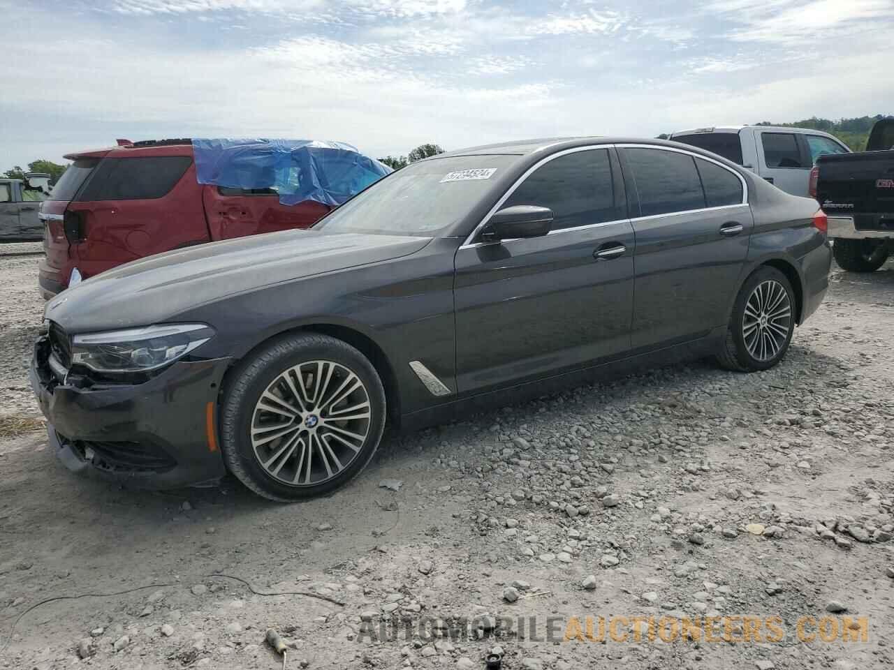 WBAJE5C3XHG915978 BMW 5 SERIES 2017