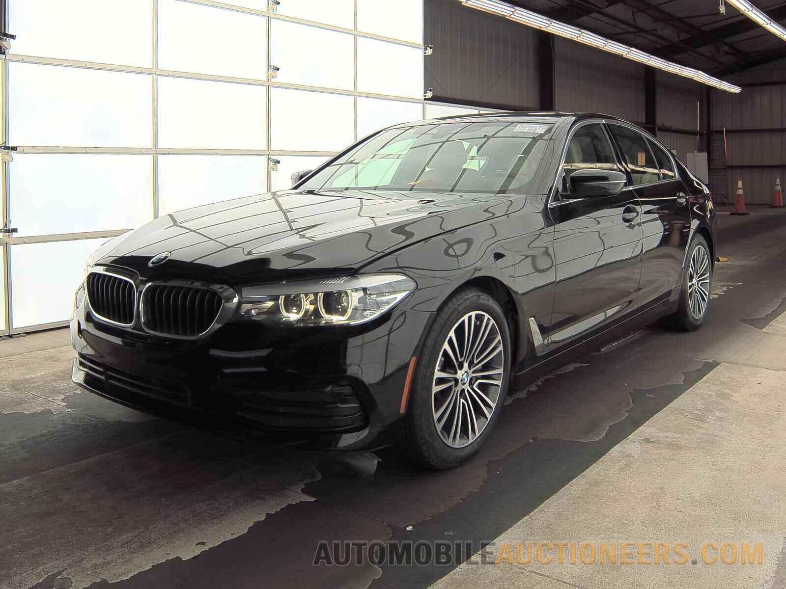 WBAJE5C50KWW18961 BMW 5 Series 2019