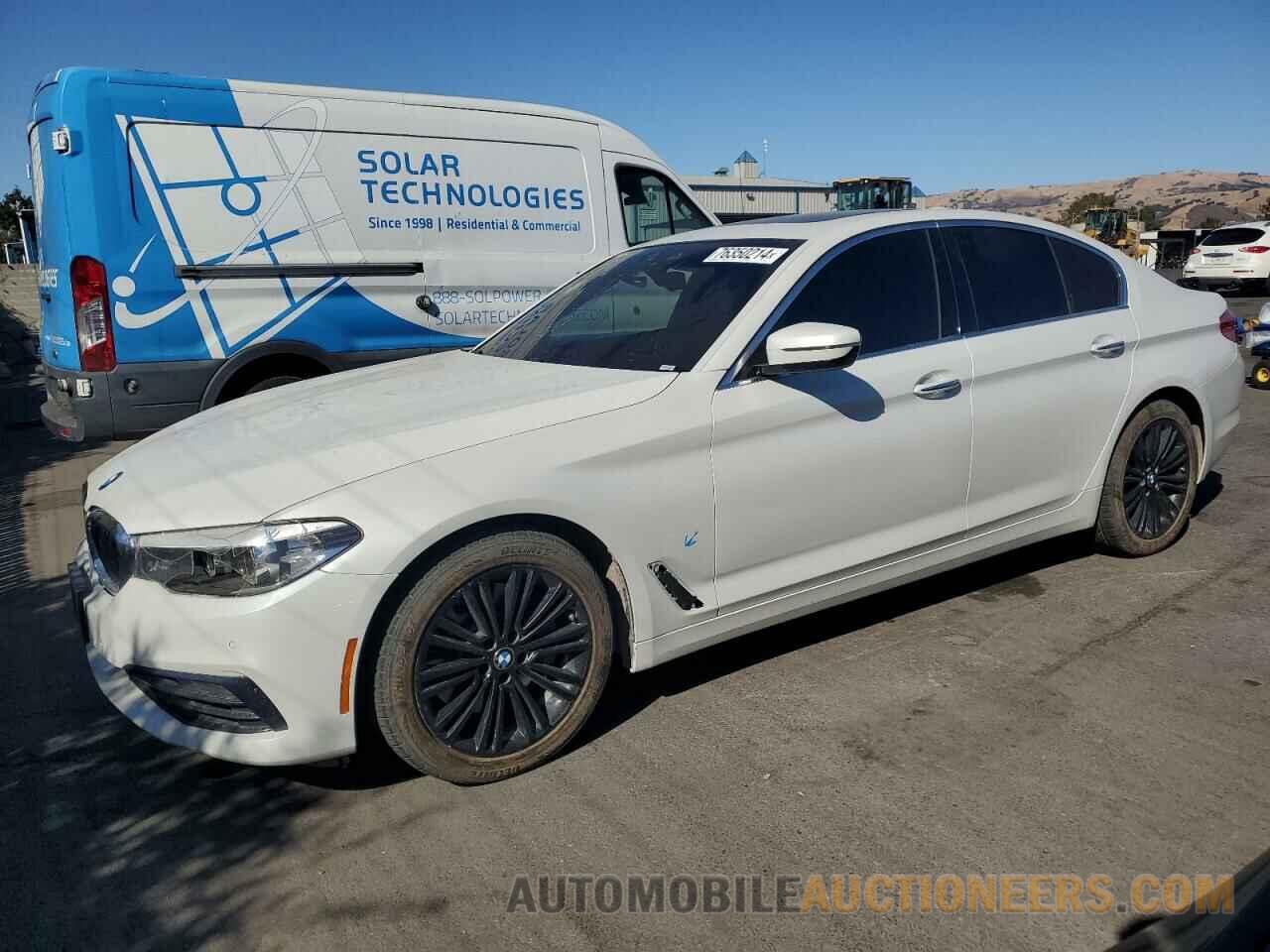 WBAJE5C53JG917529 BMW 5 SERIES 2018