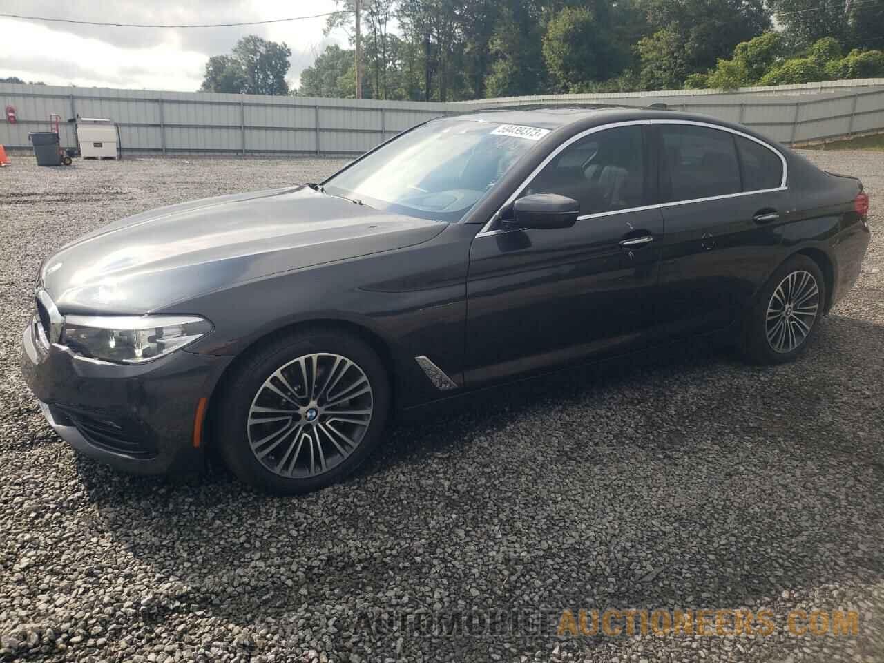 WBAJE5C56JWA98573 BMW 5 SERIES 2018