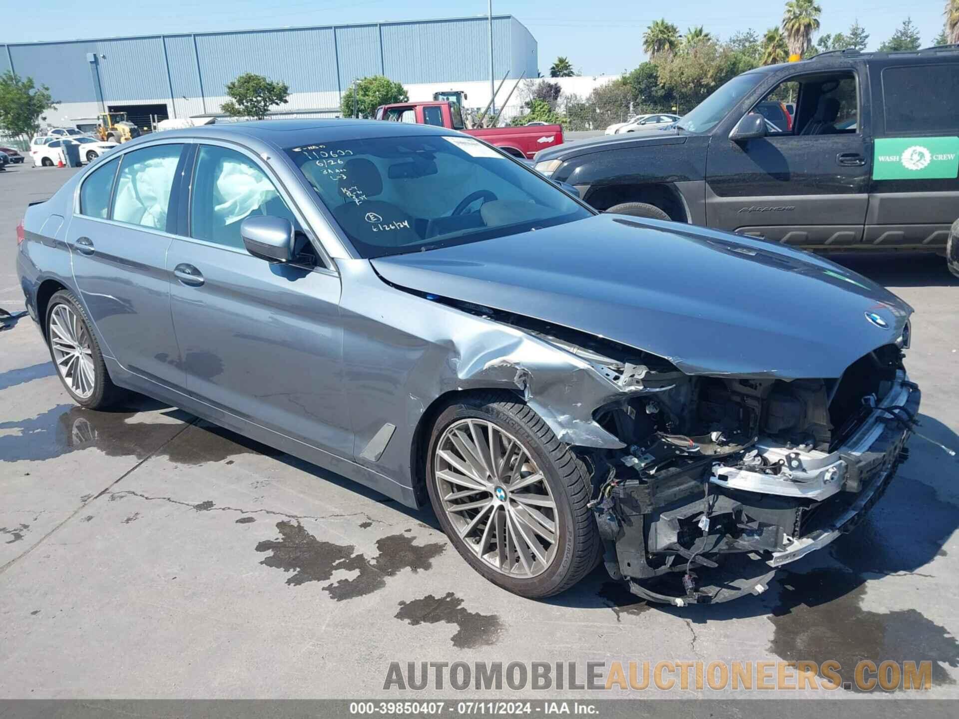 WBAJE5C57KWW13062 BMW 540I 2019