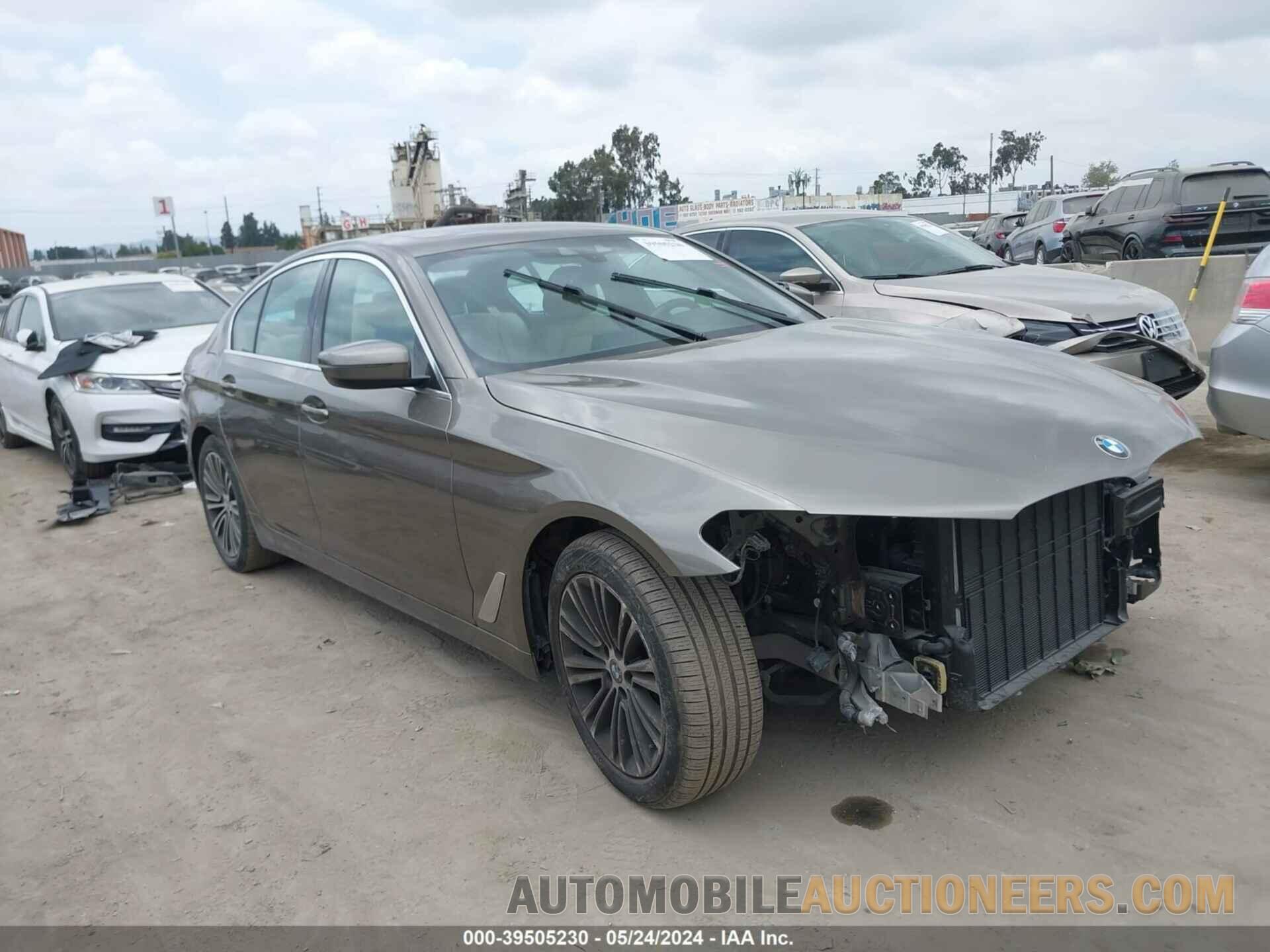 WBAJE5C57KWW17595 BMW 540I 2019