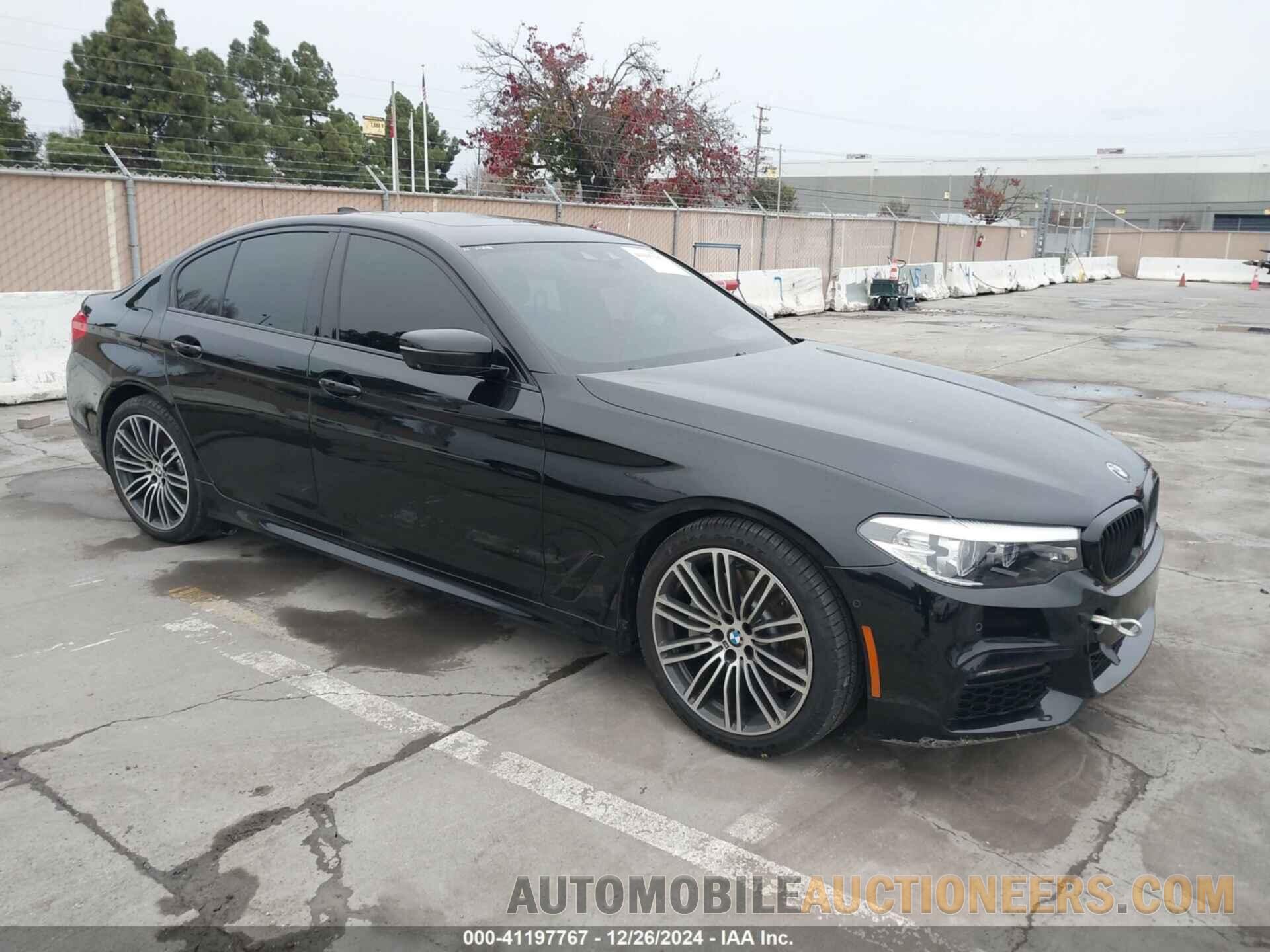 WBAJE5C59KWW13192 BMW 540I 2019