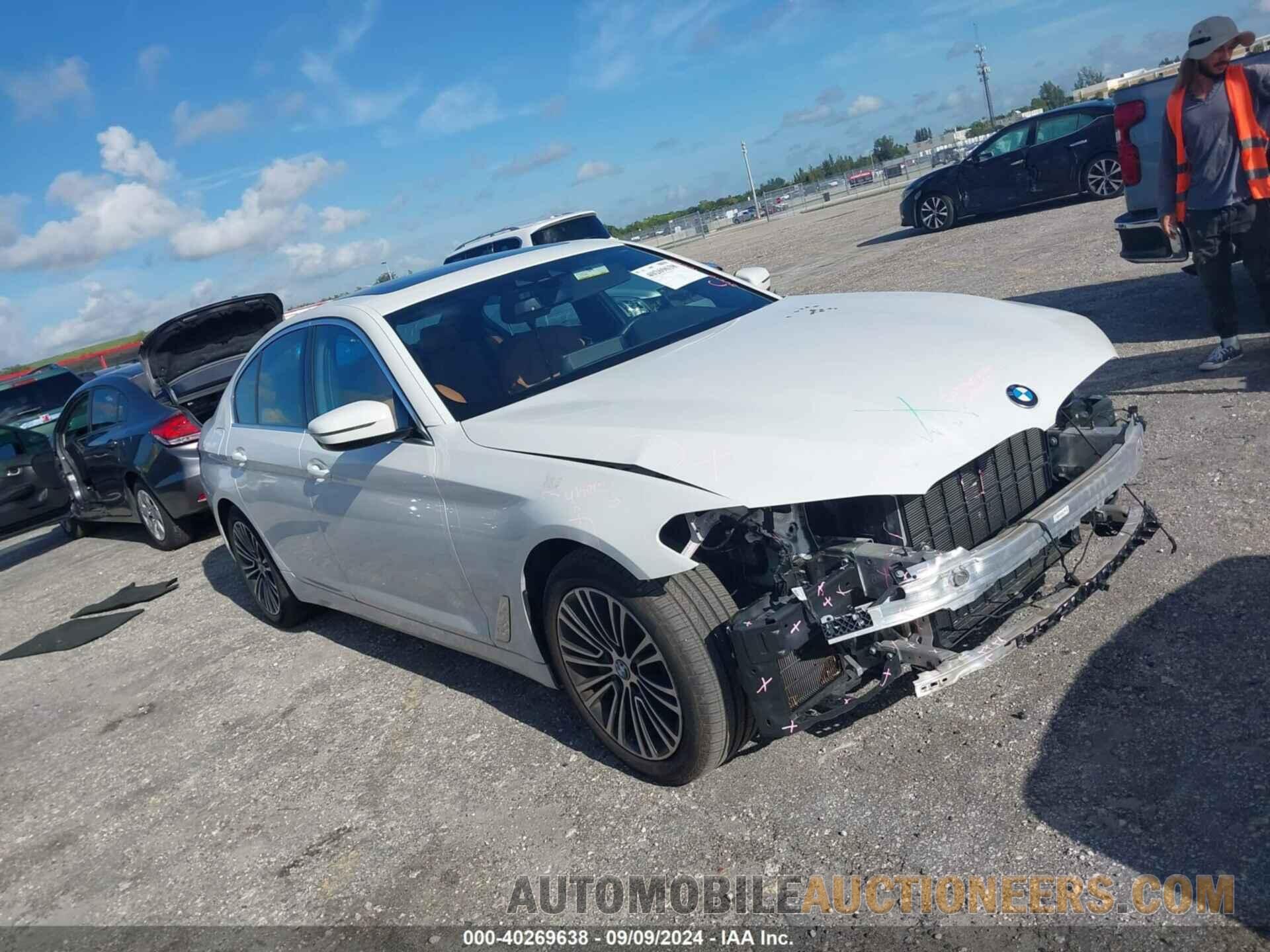 WBAJE5C5XKBM76948 BMW 540I 2019