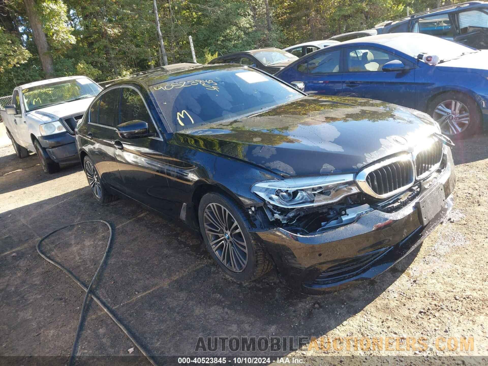 WBAJE7C30HG479380 BMW 540I 2017