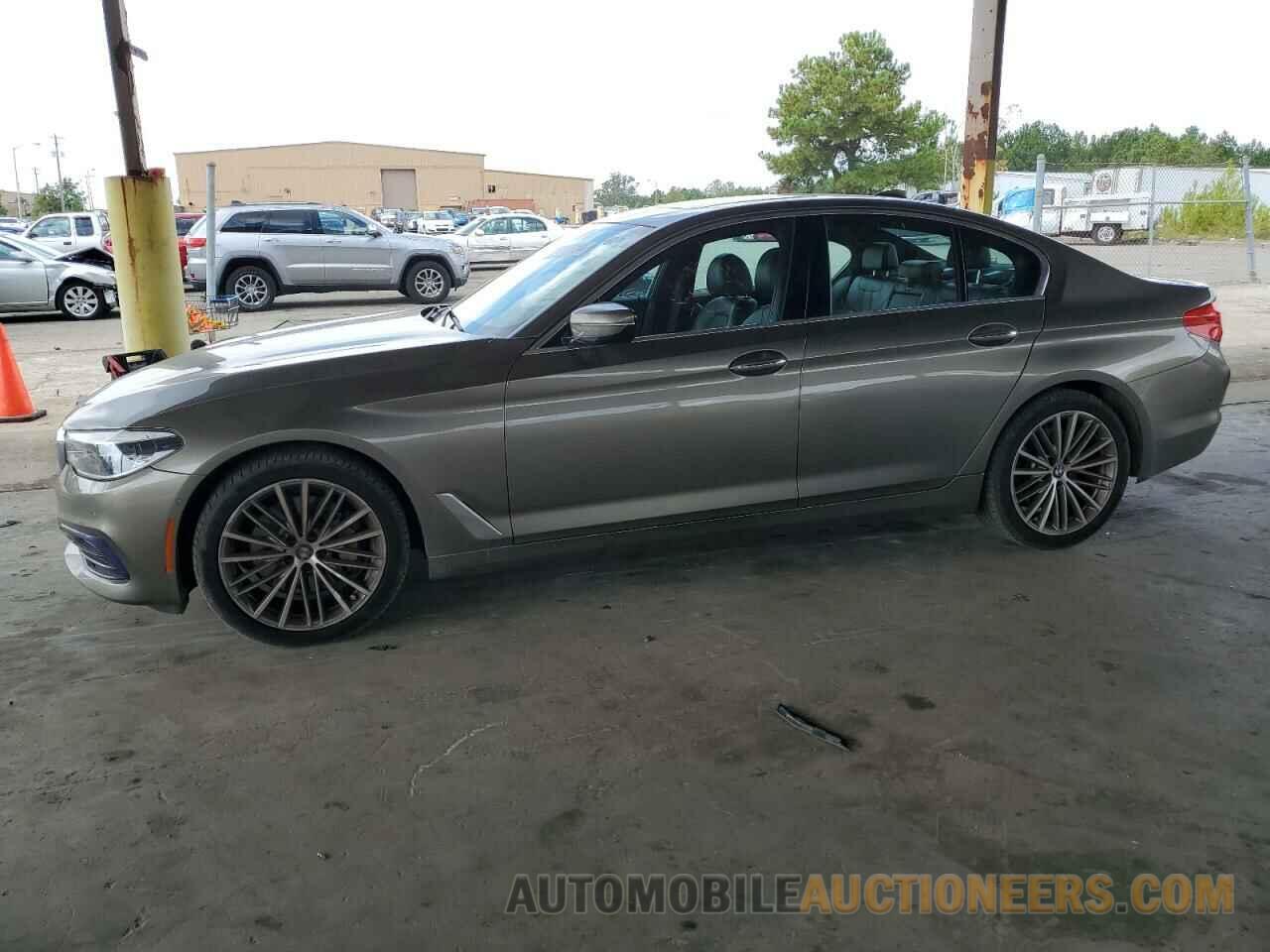 WBAJE7C37HG478811 BMW 5 SERIES 2017