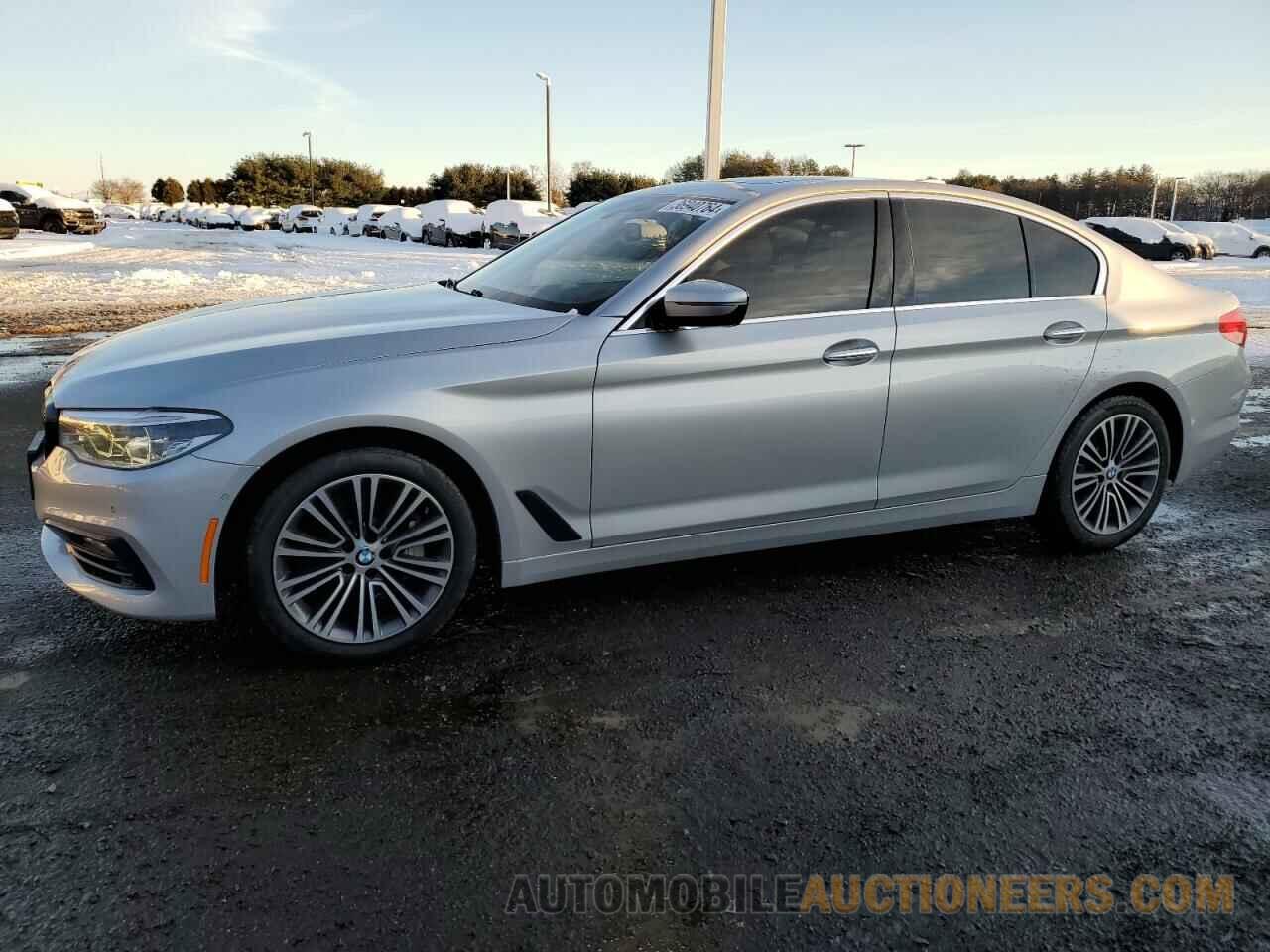 WBAJE7C38HG889327 BMW 5 SERIES 2017