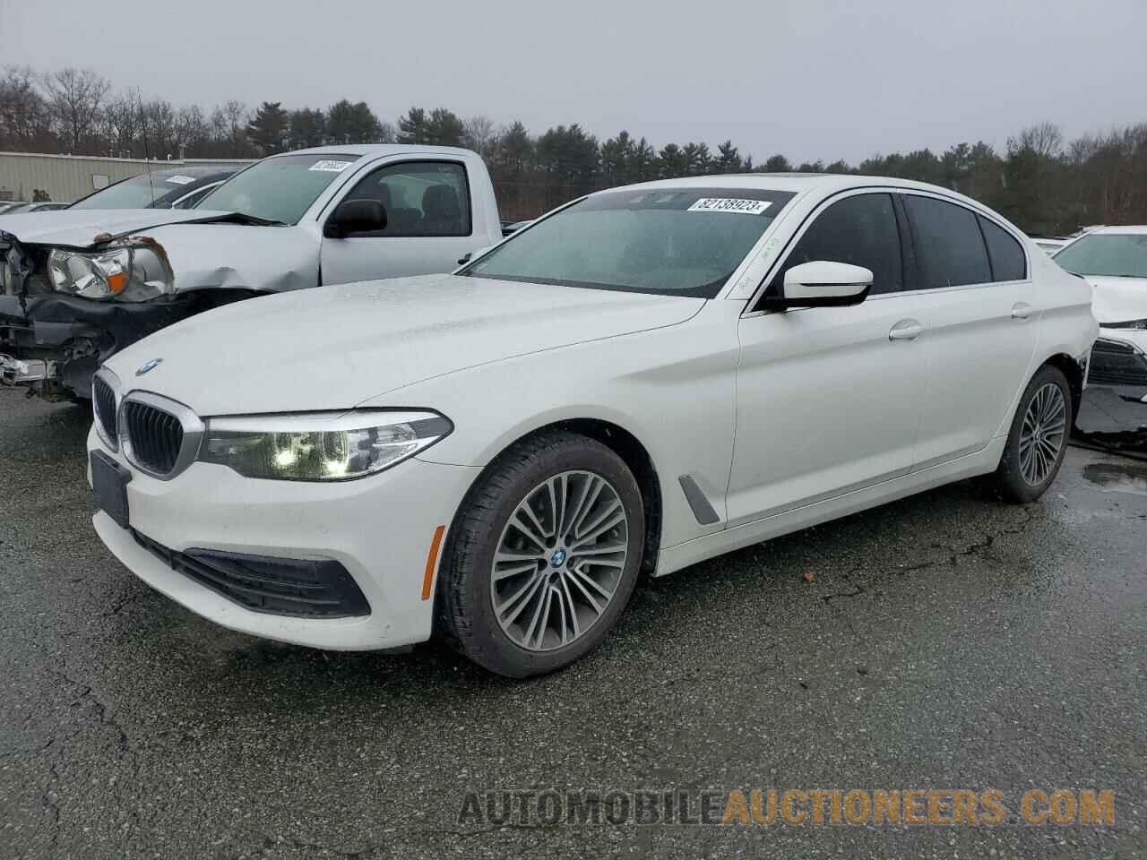 WBAJE7C50KWW12380 BMW 5 SERIES 2019