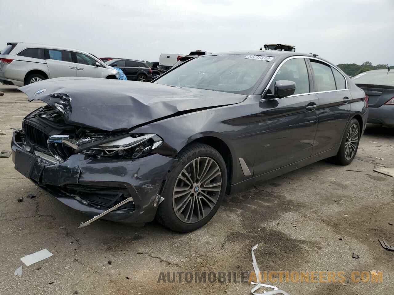 WBAJE7C51KWW02926 BMW 5 SERIES 2019