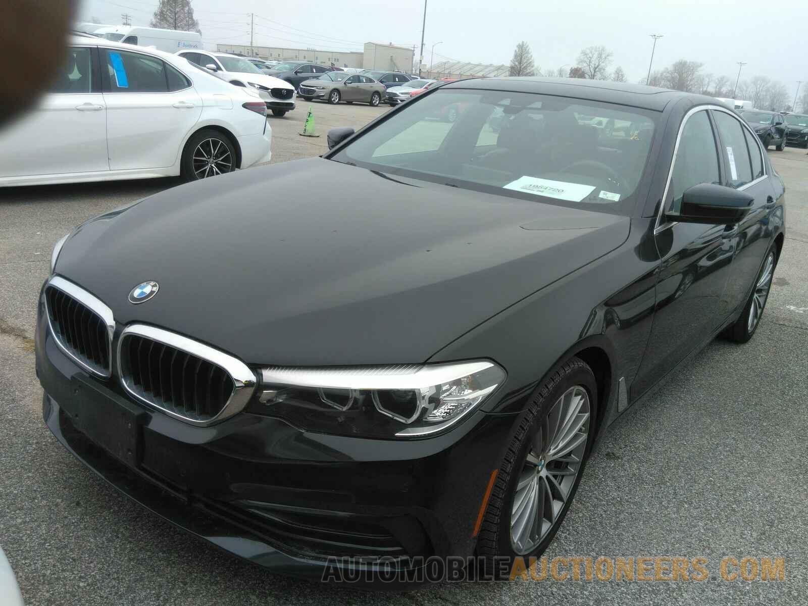 WBAJE7C52KWW26085 BMW 5 Series 2019