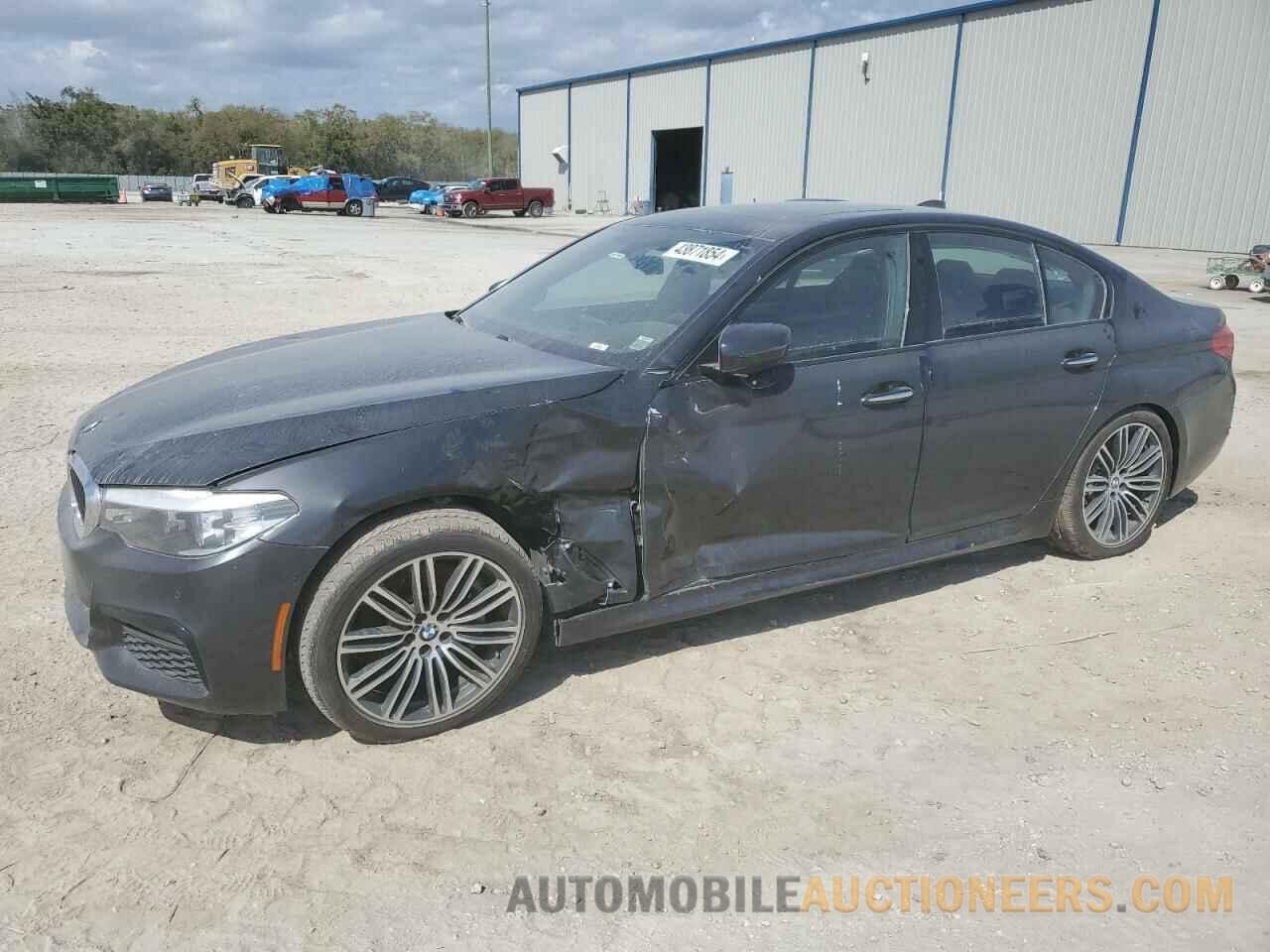 WBAJE7C53JG891199 BMW 5 SERIES 2018