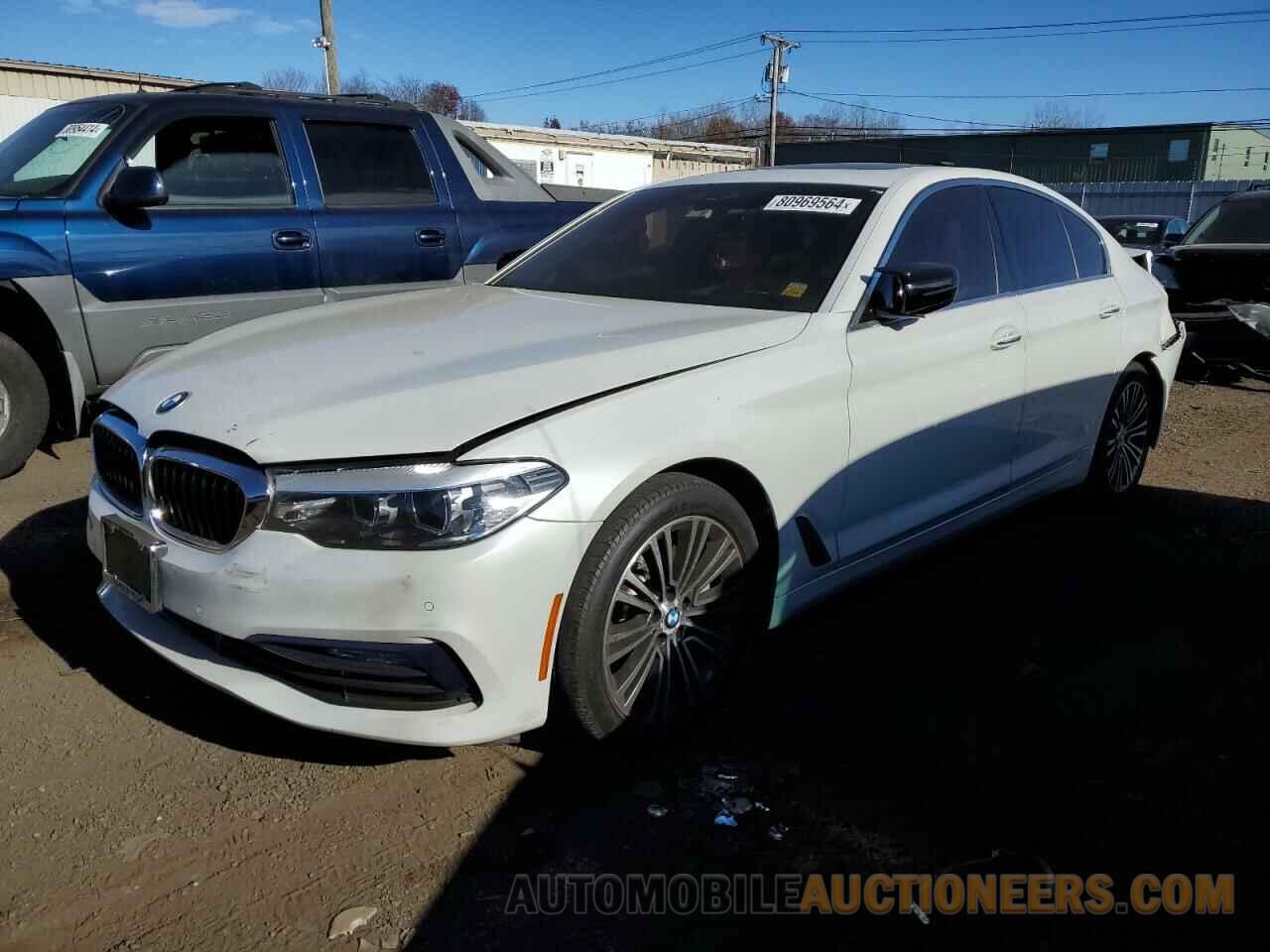 WBAJE7C54JWC56727 BMW 5 SERIES 2018