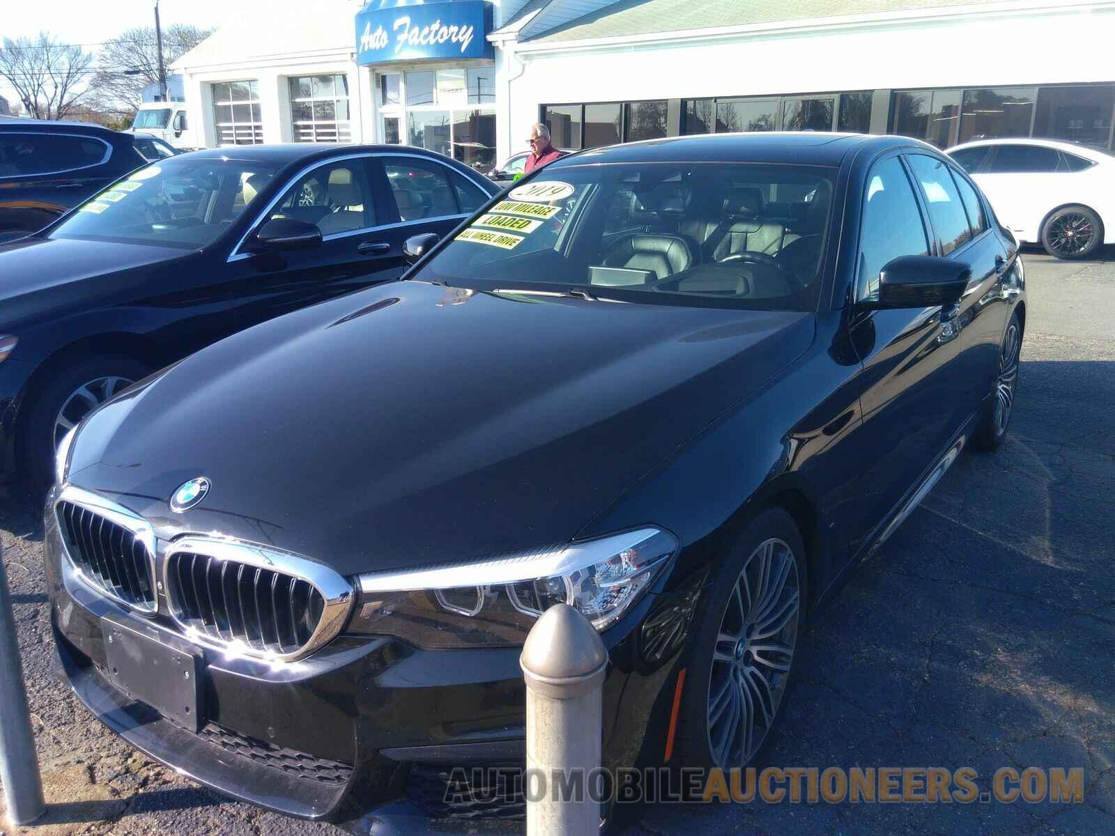 WBAJE7C54KWD55100 BMW 5 Series 2019