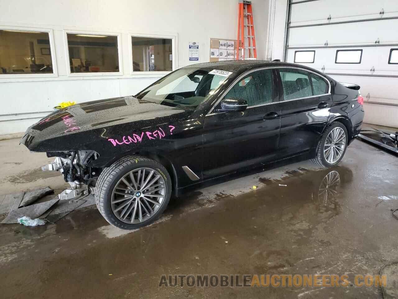 WBAJE7C54KWW19977 BMW 5 SERIES 2019