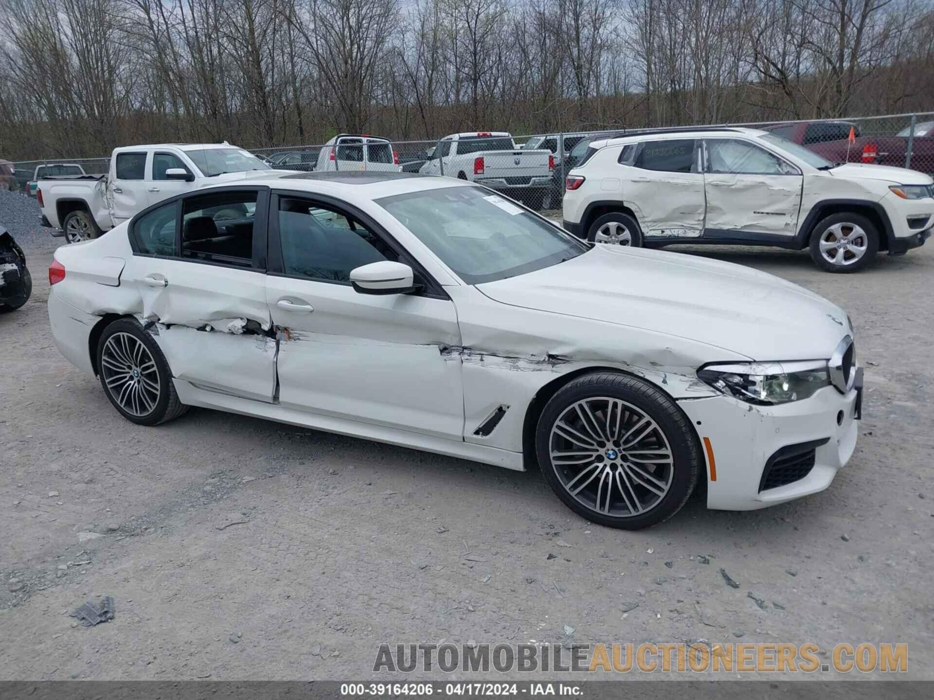 WBAJE7C54KWW29070 BMW 540I 2019